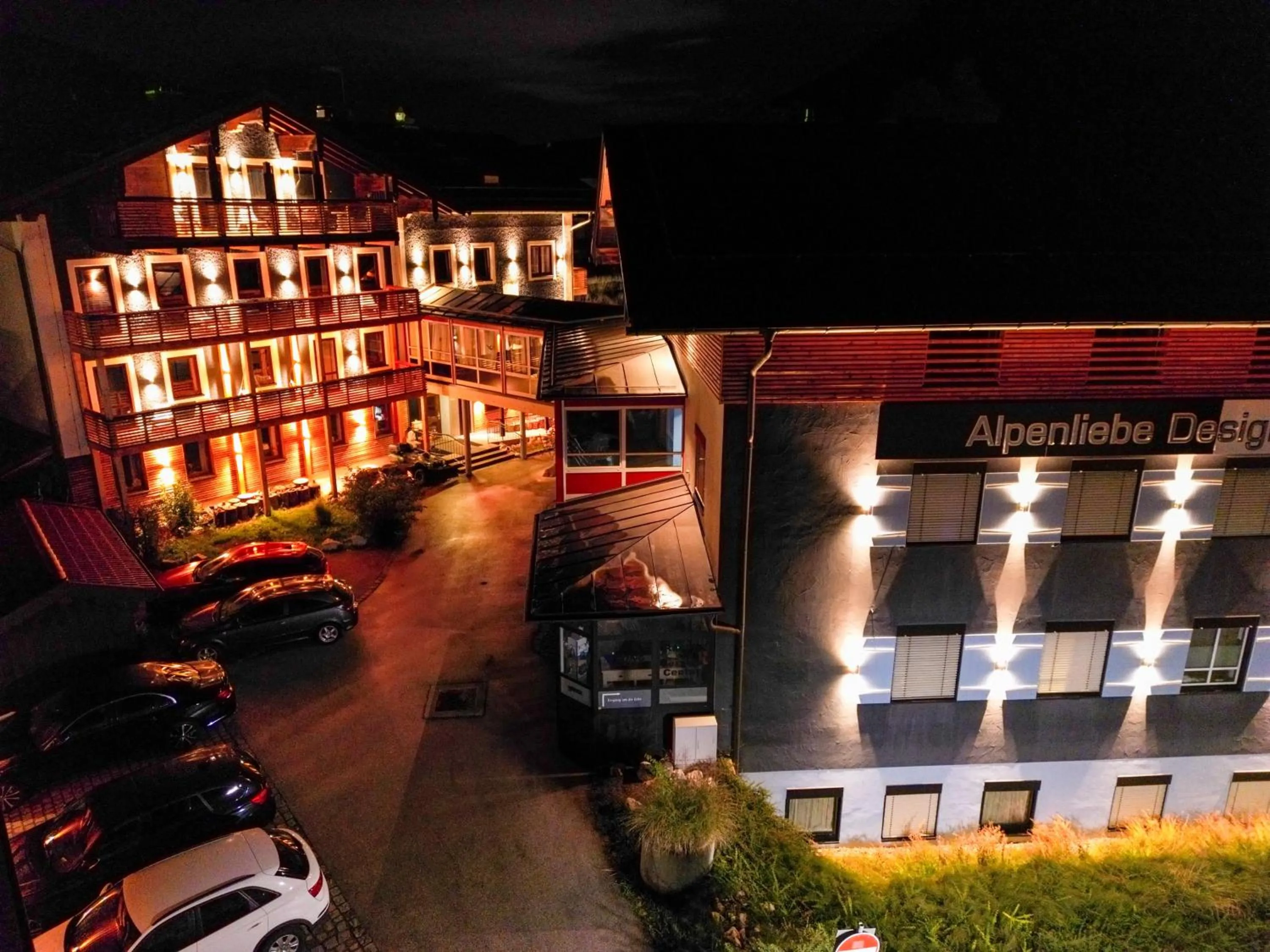 Property building in ALPENLIEBE - Sauna & Whirlpool - APARTments
