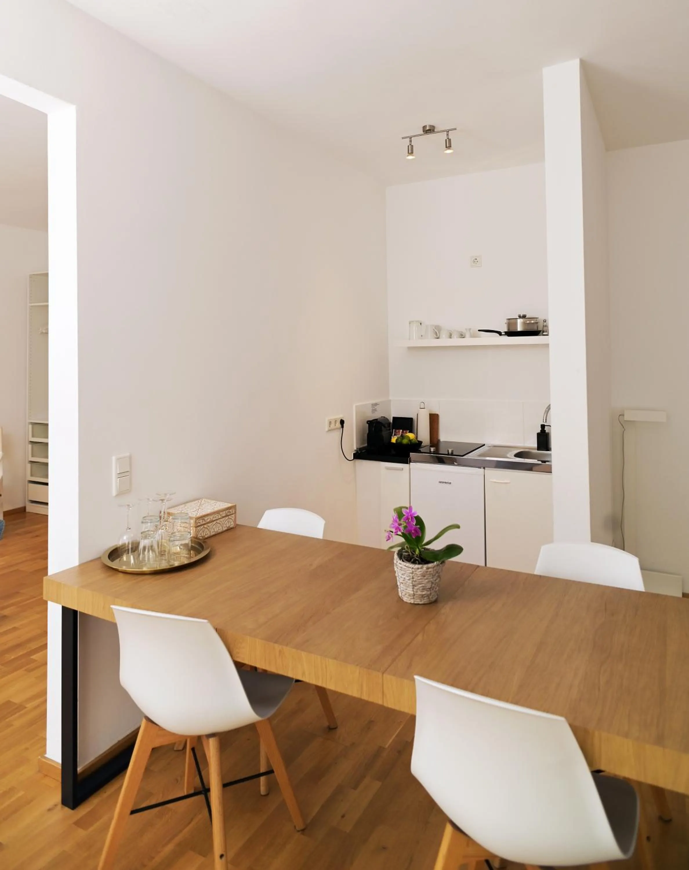 Kitchen or kitchenette in Victoria Apartments