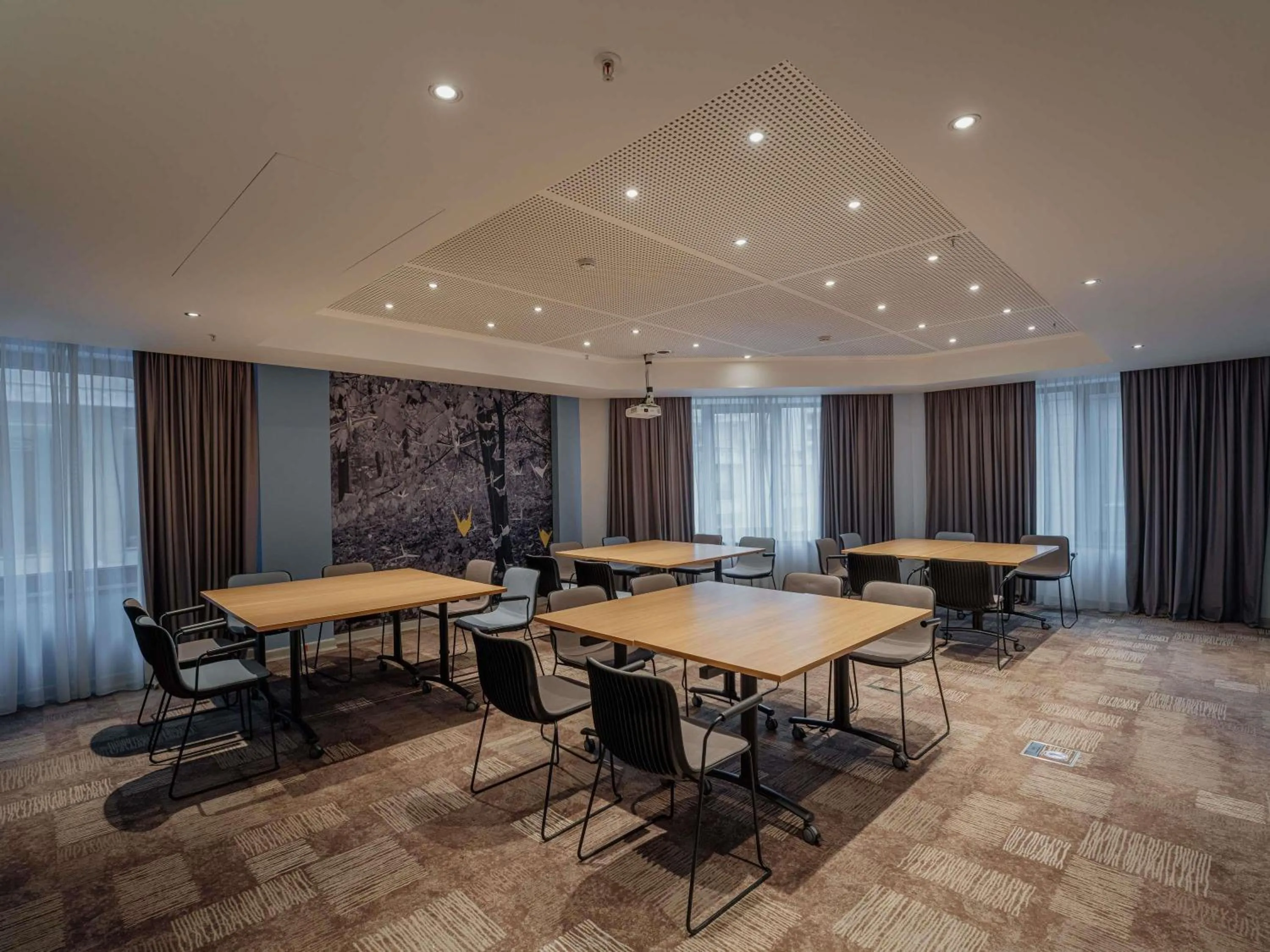 Meeting/conference room in ibis Yerevan Center