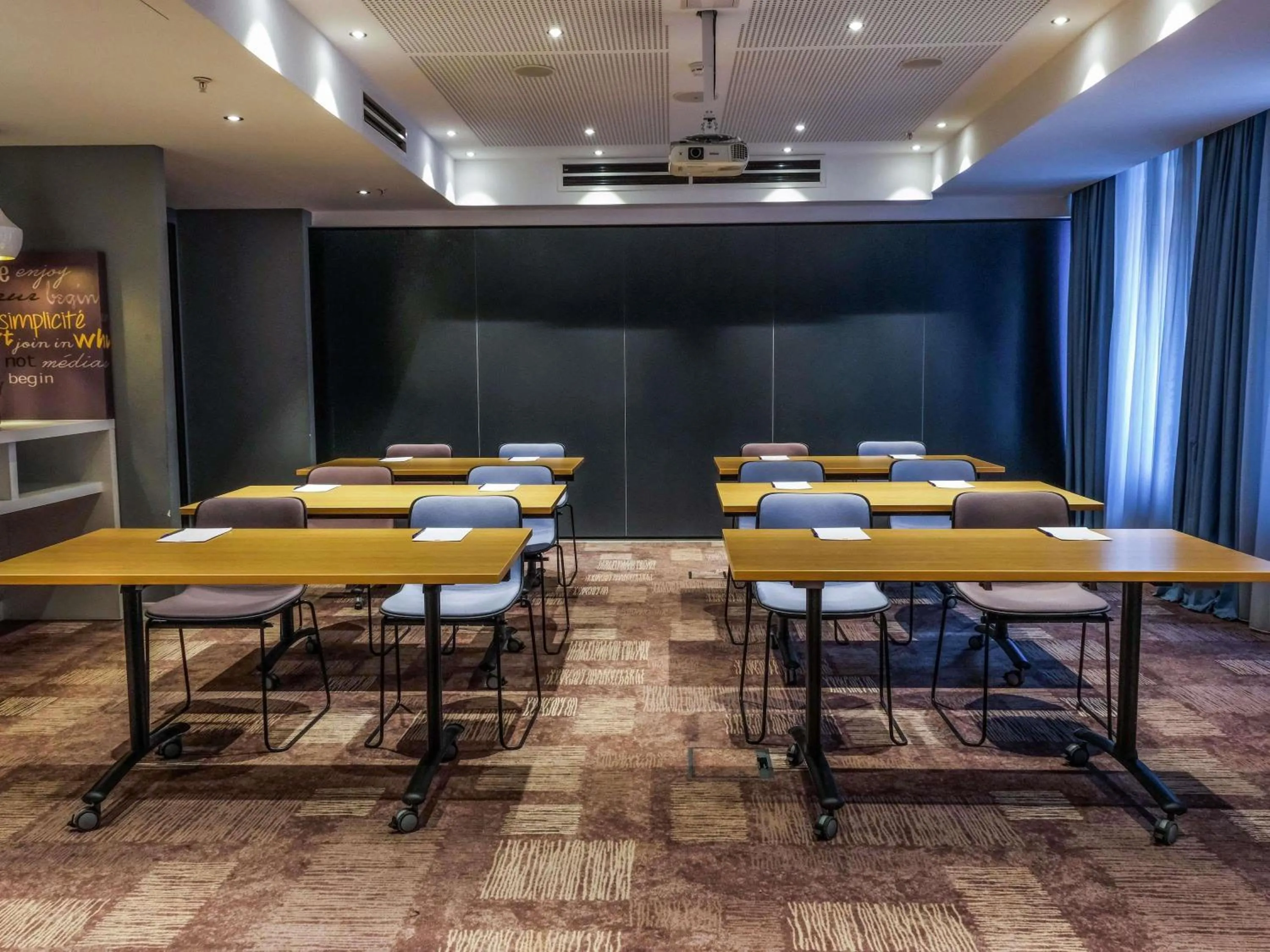 Meeting/conference room in ibis Yerevan Center