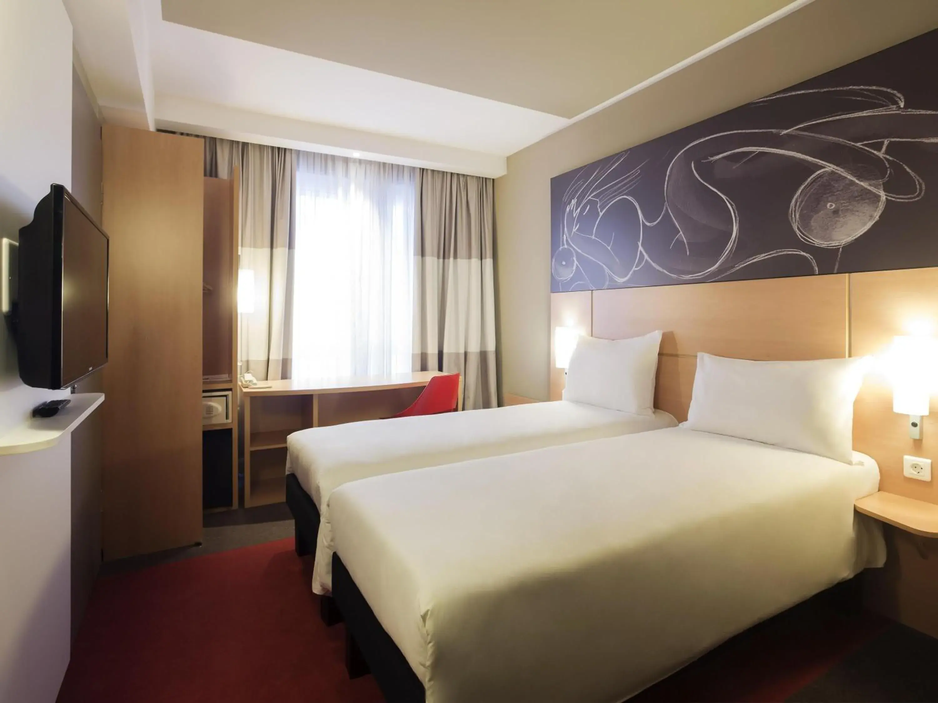 Bedroom, Bed in ibis Yerevan Center Bedroom, Bed in ibis Yerevan Center