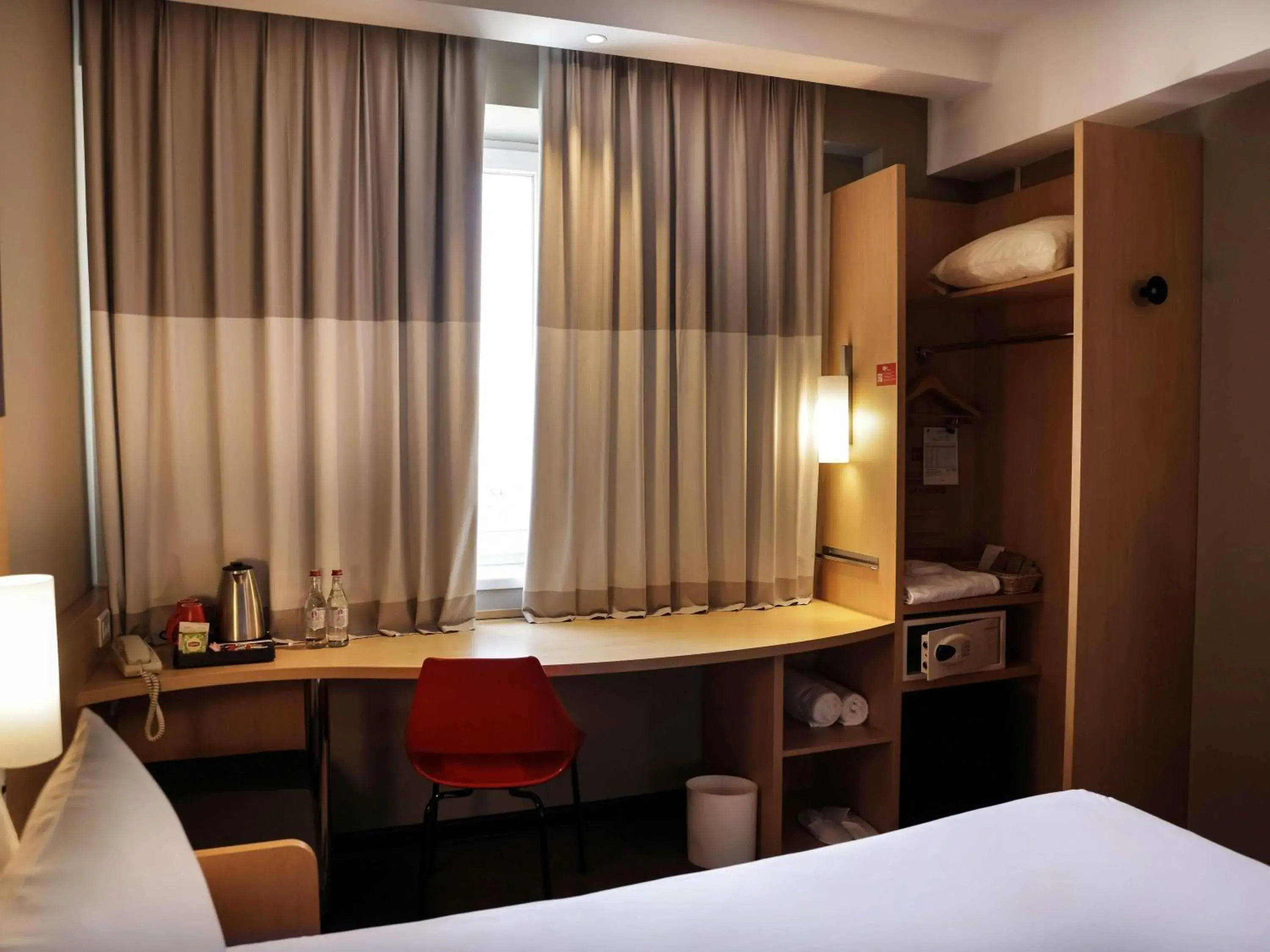 Bedroom, Bed in ibis Yerevan Center Bedroom, Bed in ibis Yerevan Center