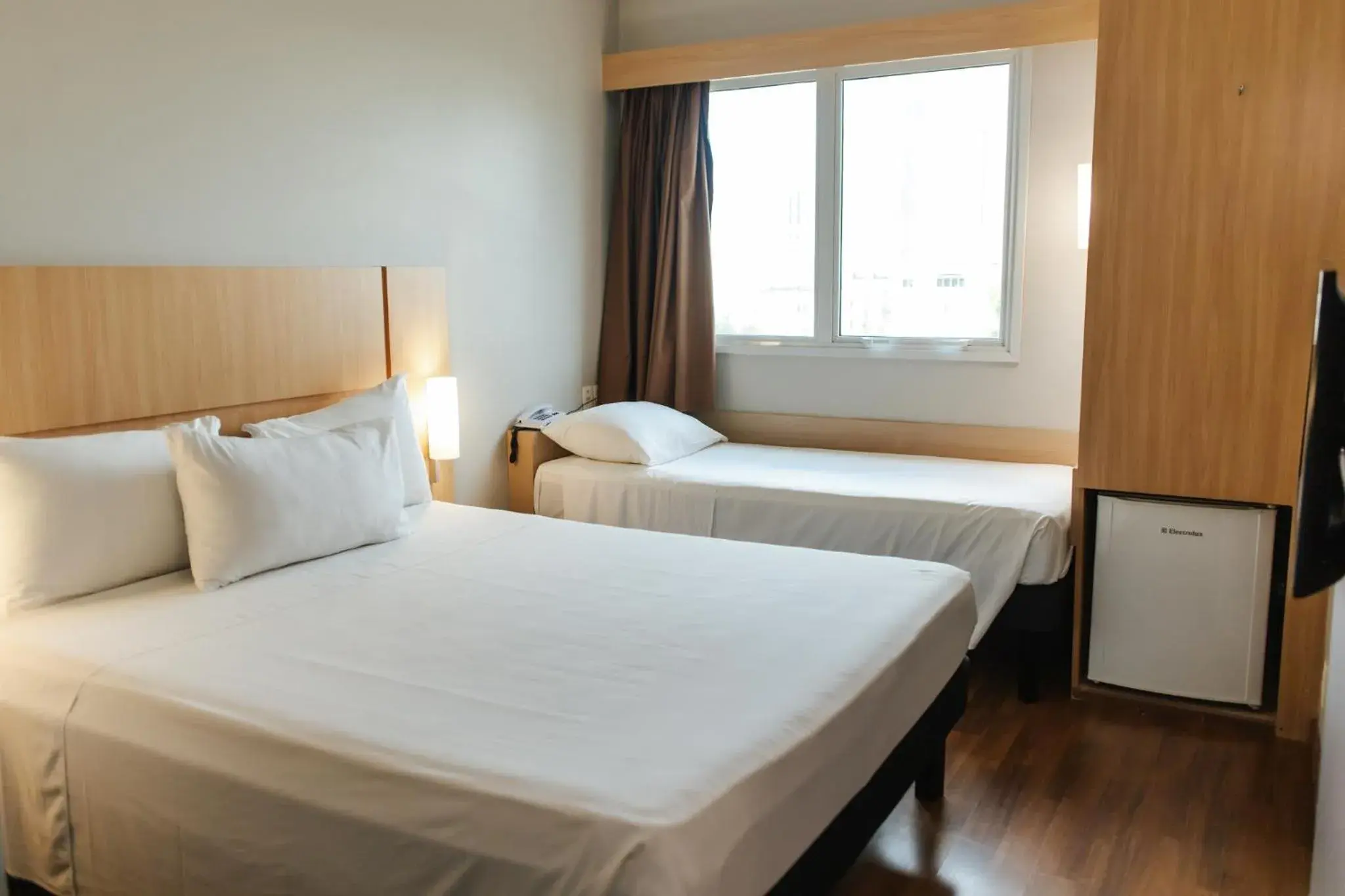 Superior Room with One Double Bed and One Single Bed - single occupancy in Aera São José Floripa Superior Room with One Double Bed and One Single Bed - single occupancy in Aera São José Floripa