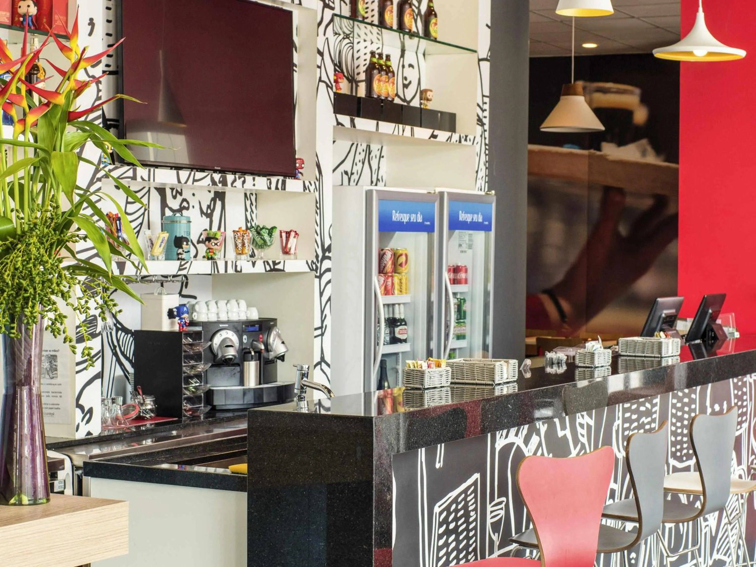 Lounge or bar in ibis Rio Porto Atlantico