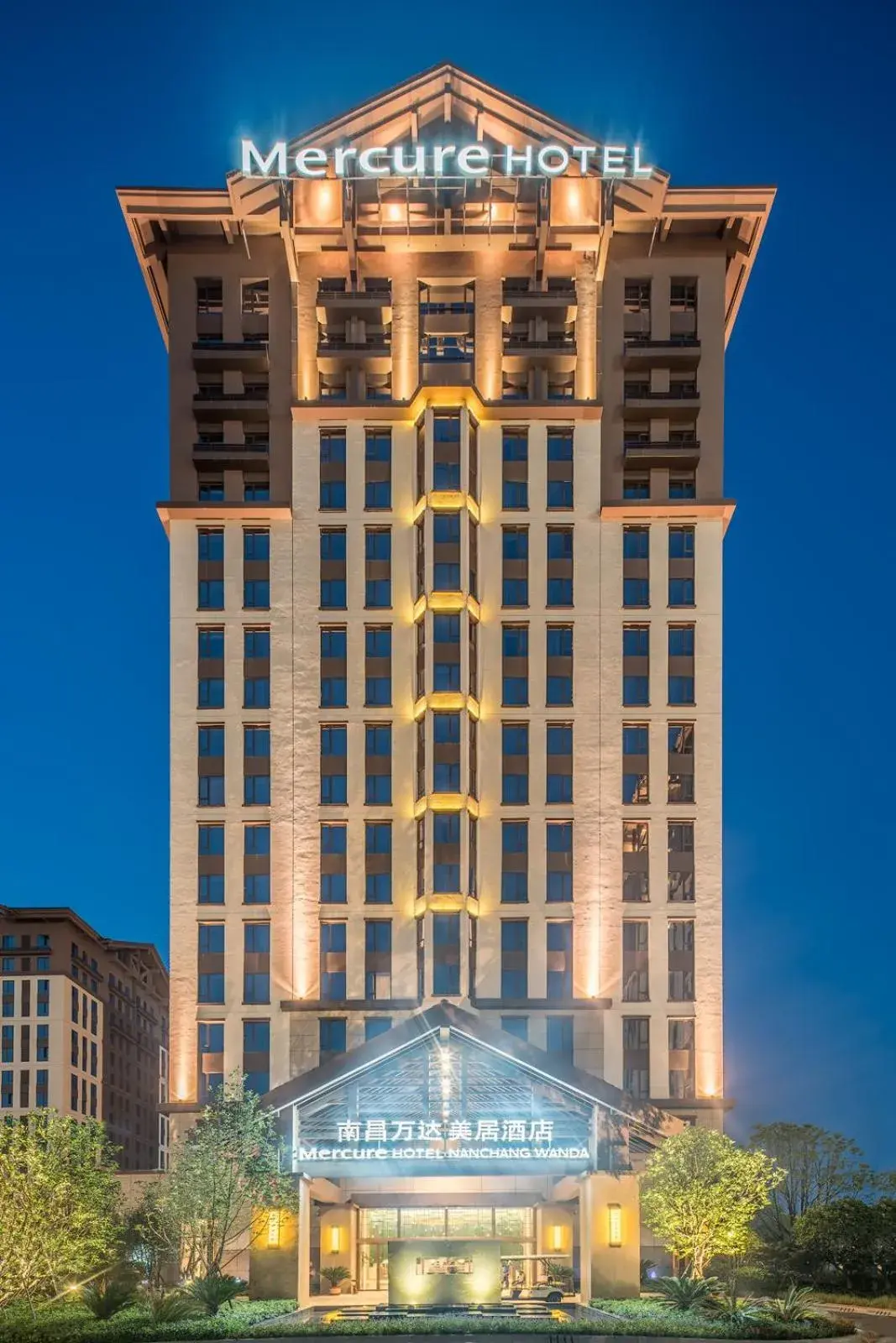 Facade/entrance in Mercure Nanchang Sunac Facade/entrance in Mercure Nanchang Sunac