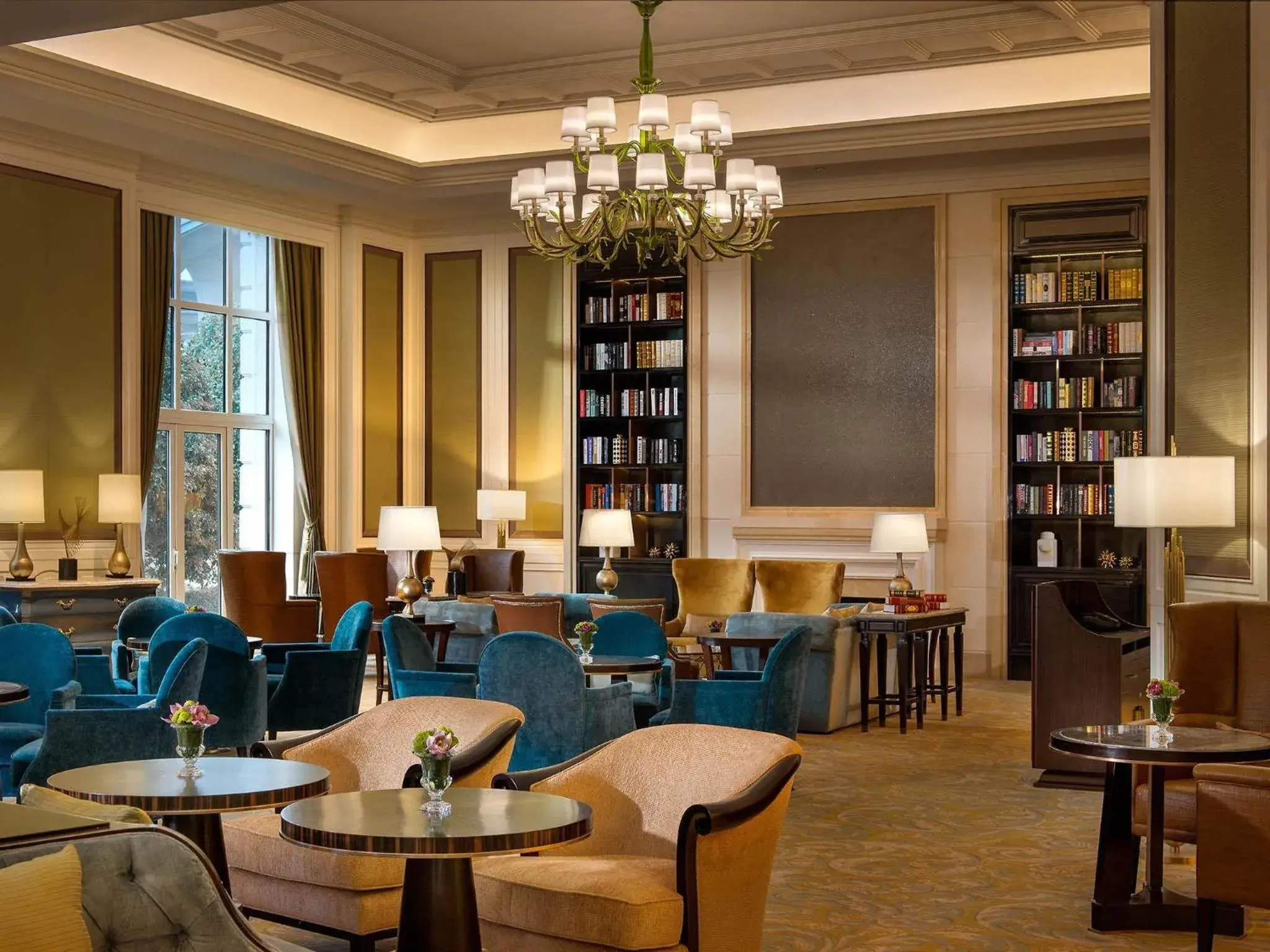 Lounge or bar in Sofitel Shanghai Hongqiao Lounge or bar in Sofitel Shanghai Hongqiao