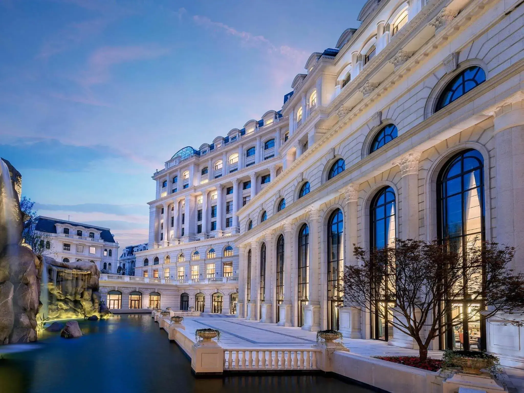 Restaurant/places to eat in Sofitel Shanghai Hongqiao Restaurant/places to eat in Sofitel Shanghai Hongqiao