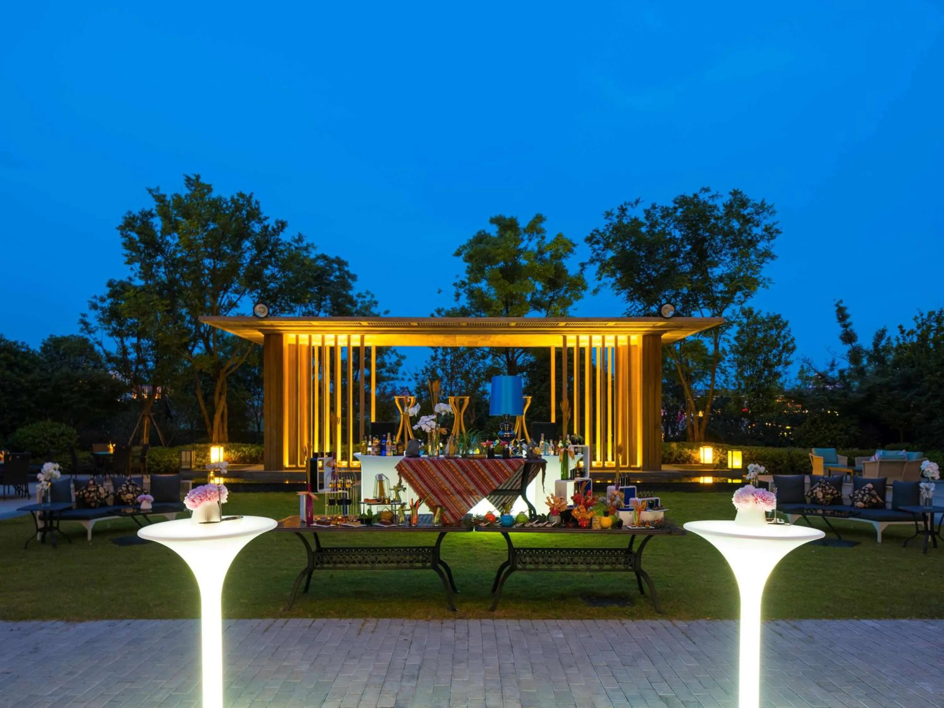 Restaurant/places to eat in Novotel Hefei Sunac