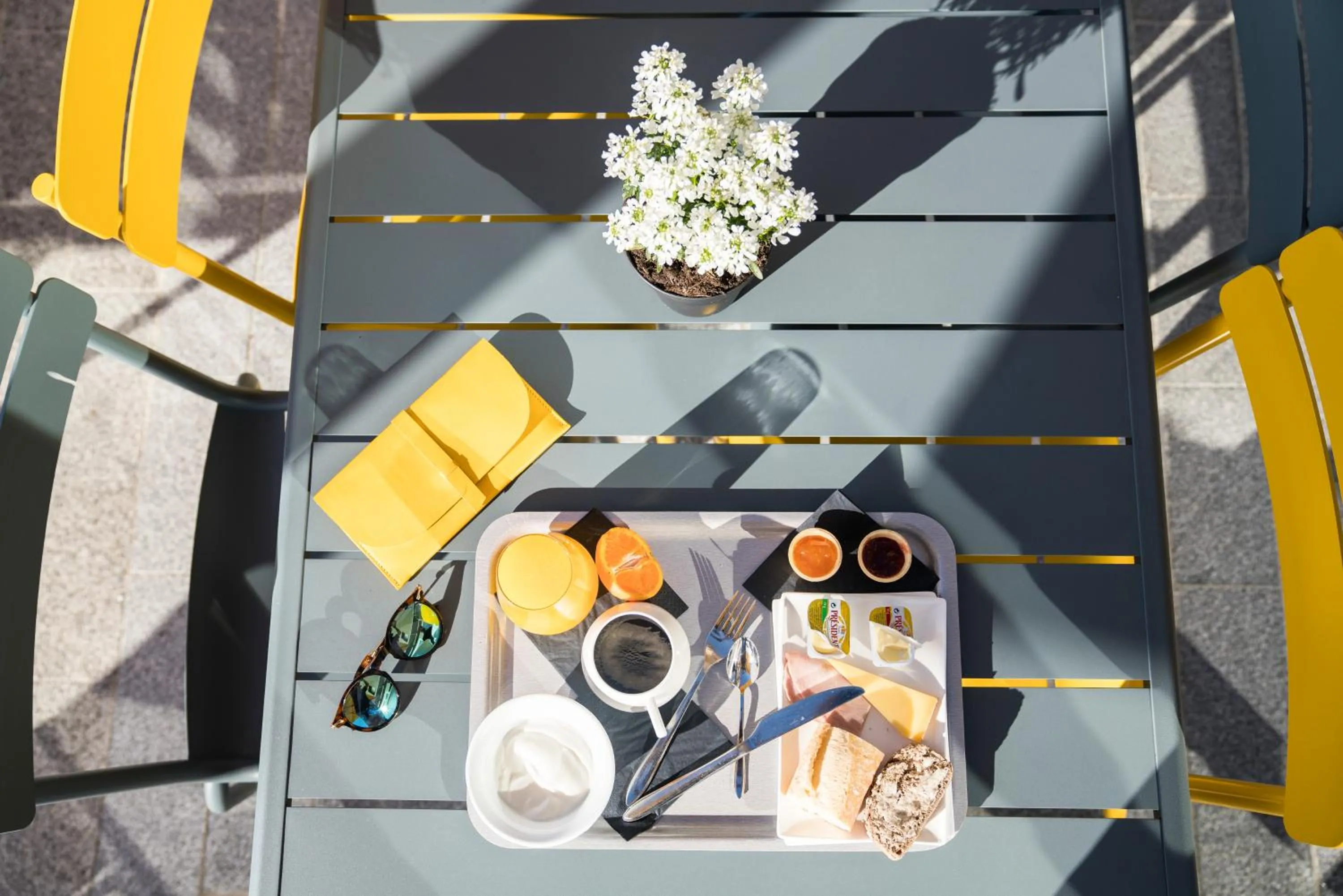 Balcony/Terrace in ibis Styles Guyancourt Versailles