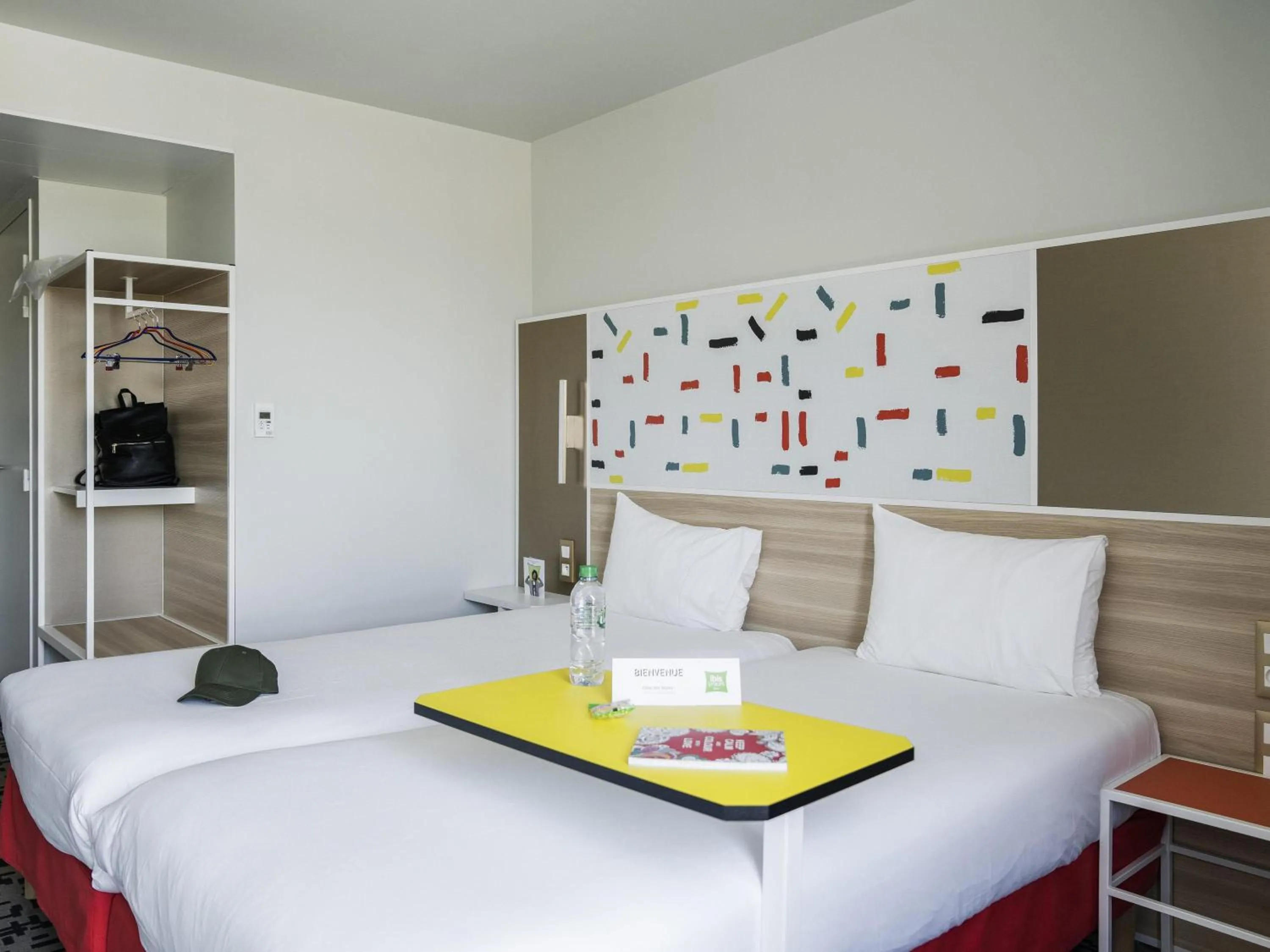 Bedroom, Bed in ibis Styles Guyancourt Versailles