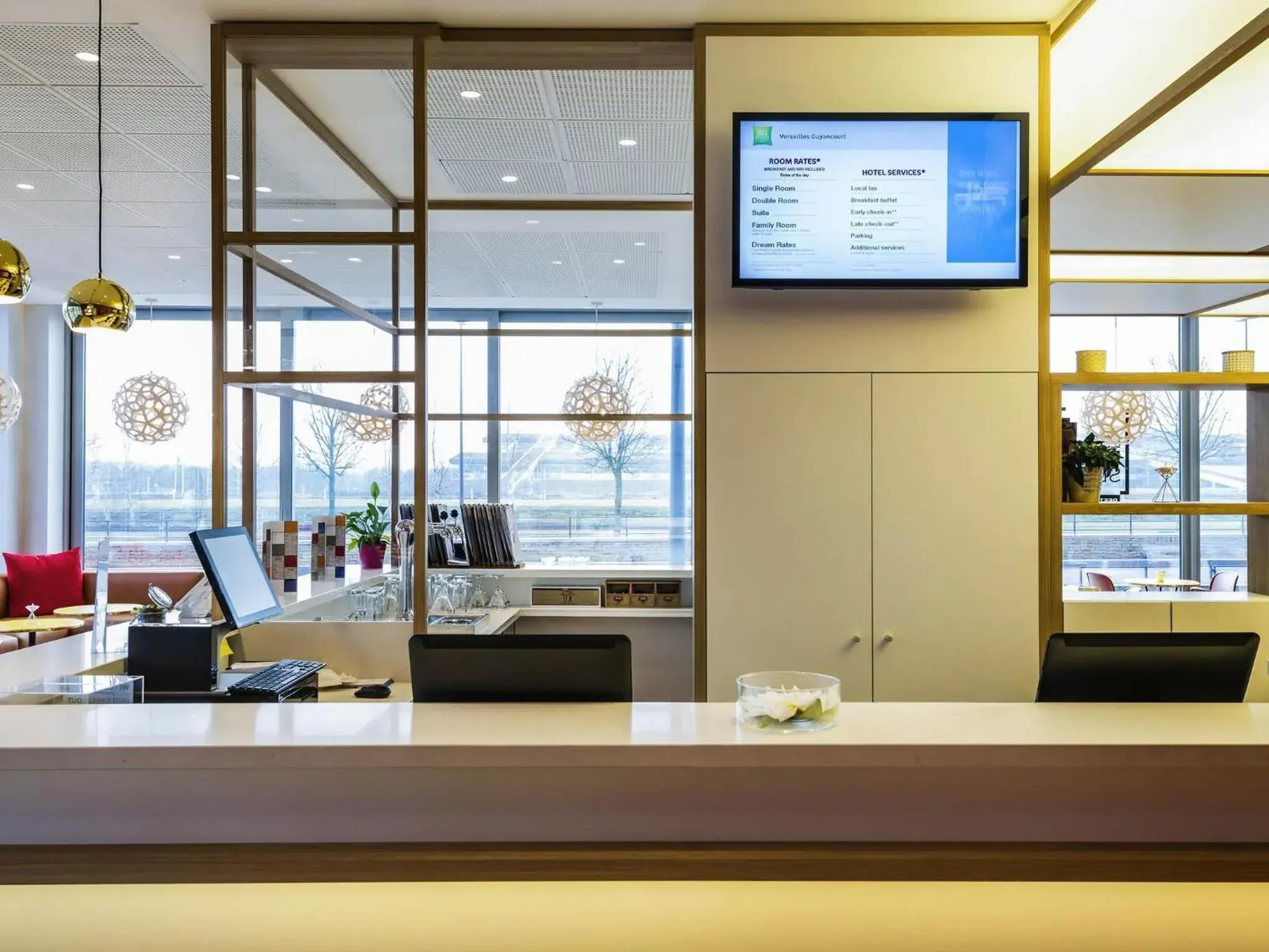 Property building in ibis Styles Guyancourt Versailles Property building in ibis Styles Guyancourt Versailles