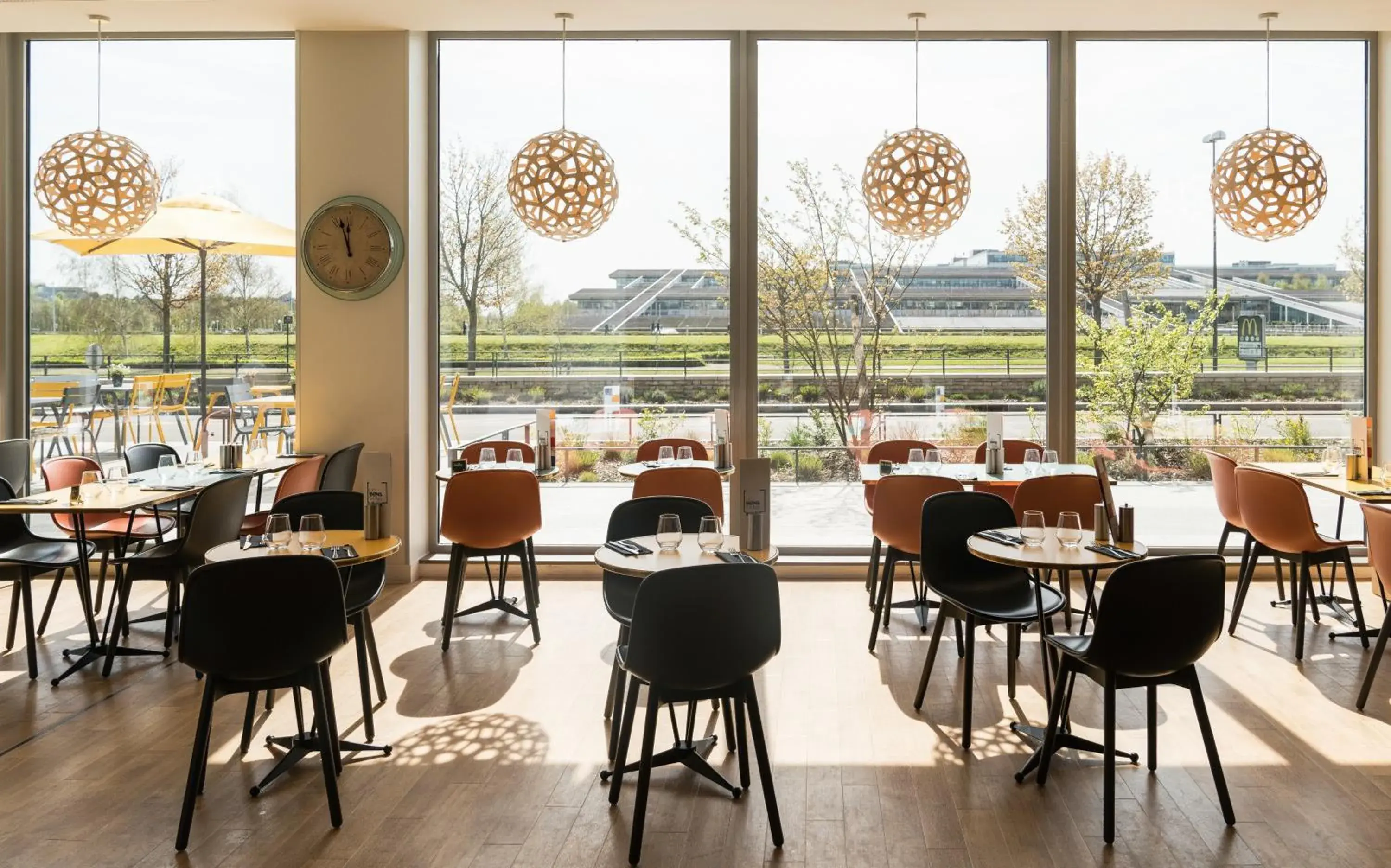 Restaurant/places to eat in ibis Styles Guyancourt Versailles Restaurant/places to eat in ibis Styles Guyancourt Versailles