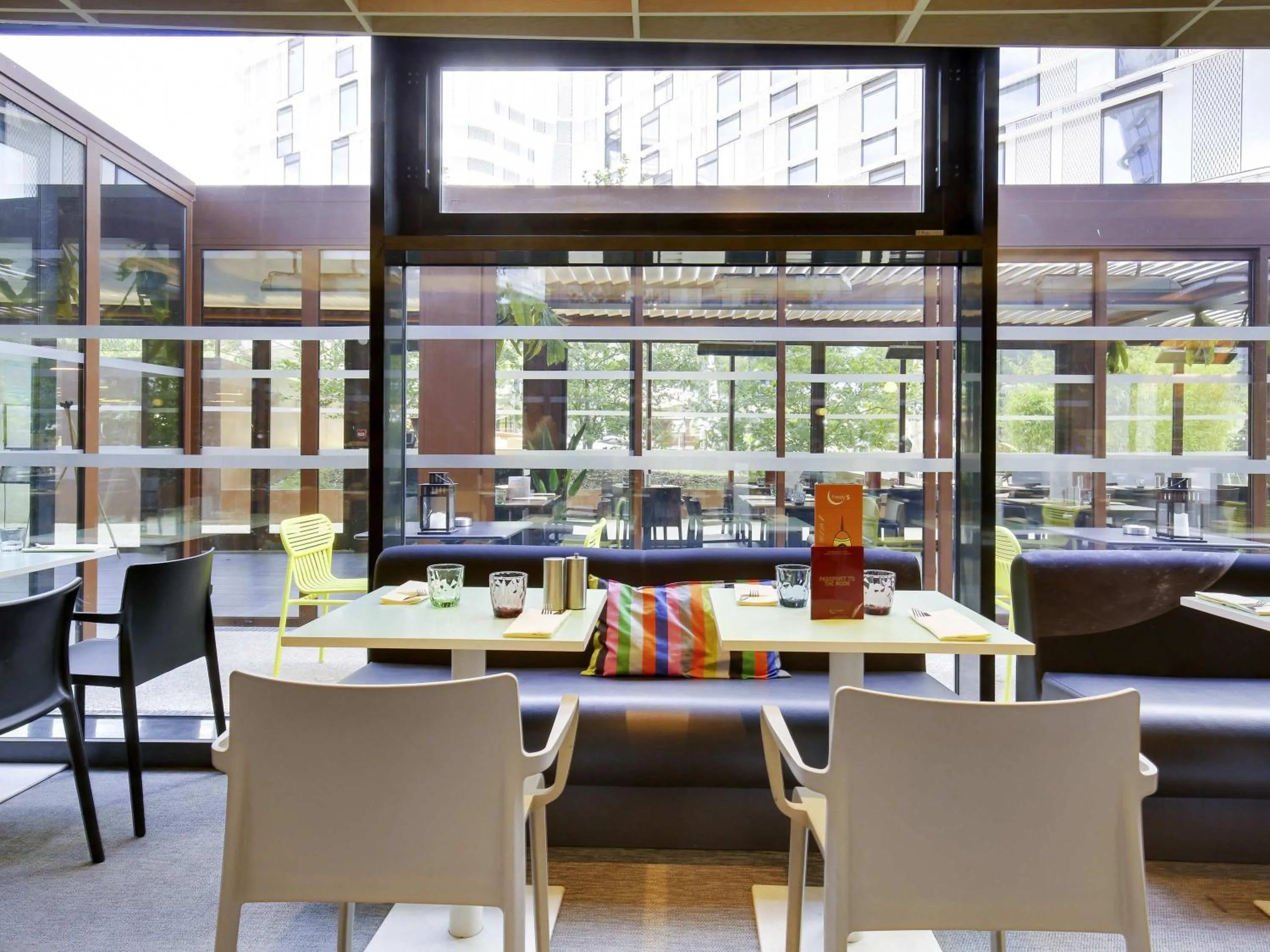 Restaurant/places to eat in ibis Styles Paris Charles de Gaulle Airport