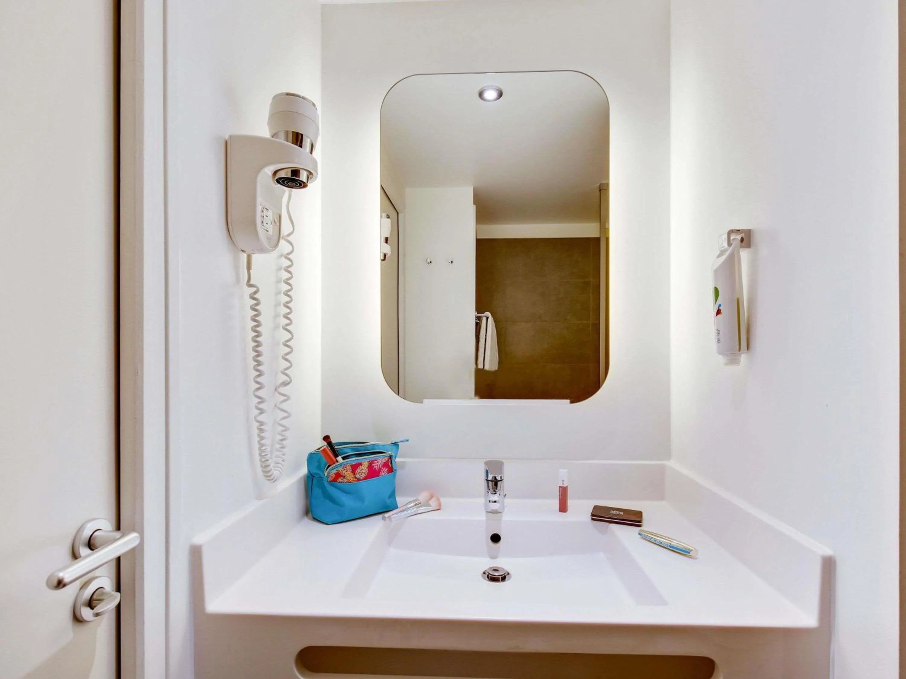 Property building in ibis Styles Paris Charles de Gaulle Airport