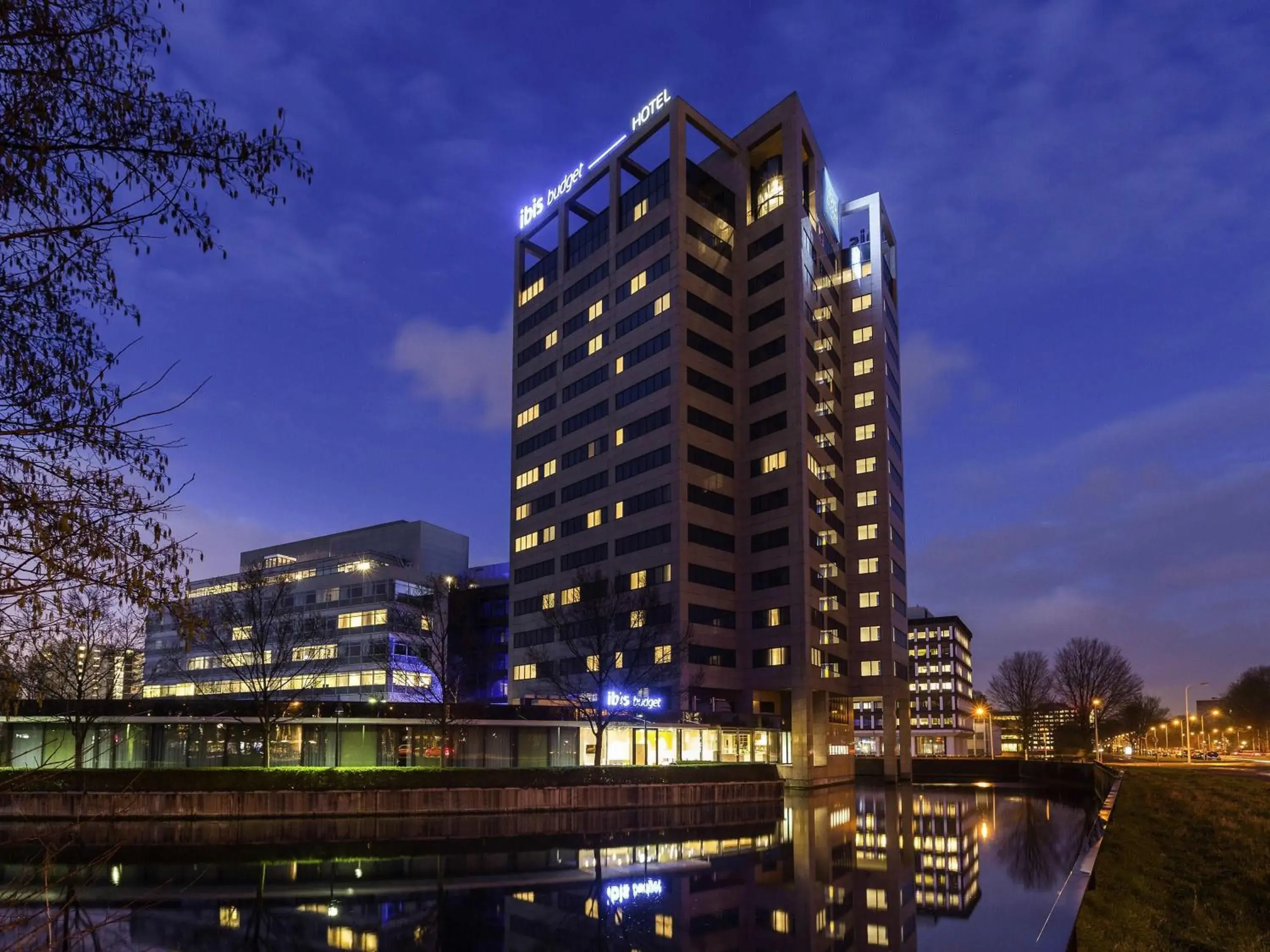 Property building in ibis budget Amsterdam City South Property building in ibis budget Amsterdam City South
