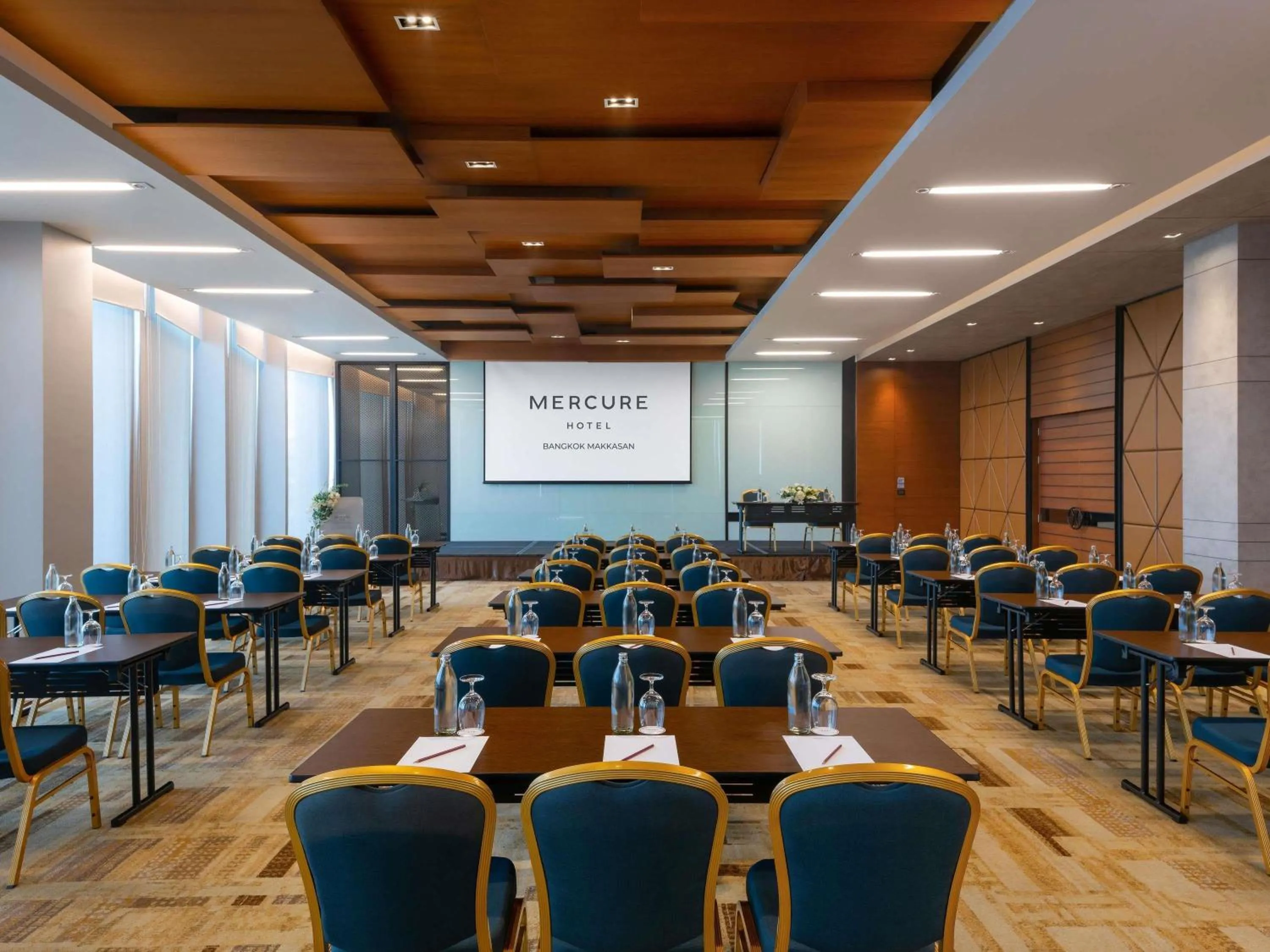 Meeting/conference room in Mercure Bangkok Makkasan
