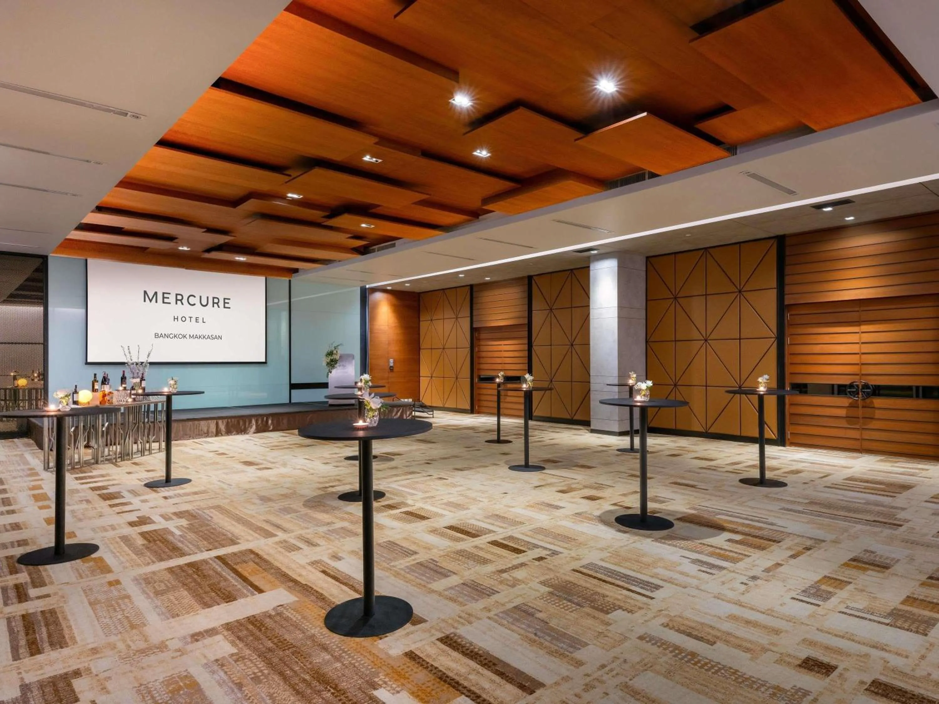 Meeting/conference room in Mercure Bangkok Makkasan