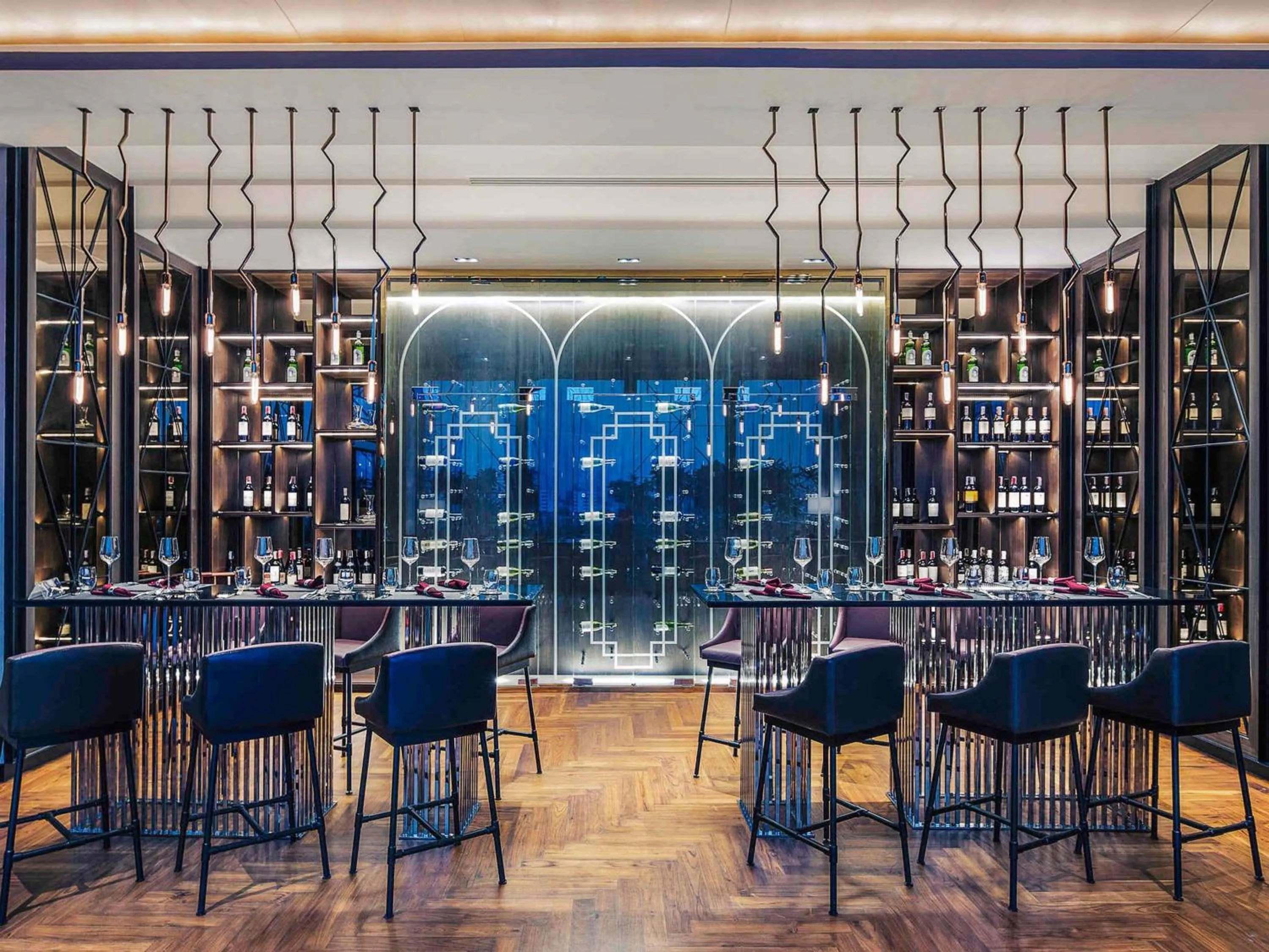 Lounge or bar in Mercure Bangkok Makkasan