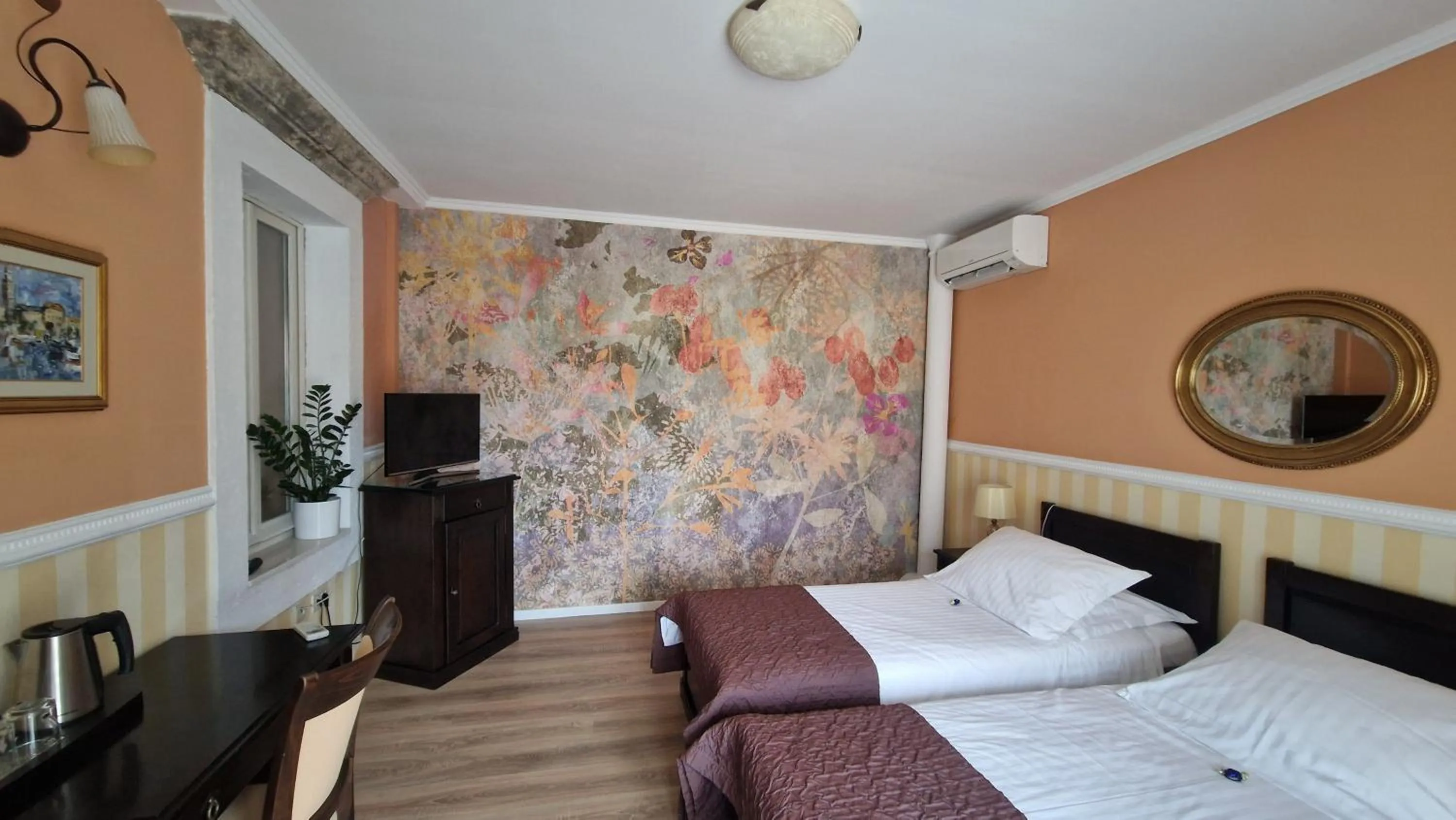 Bed in Boutique Hotel Villa Pattiera