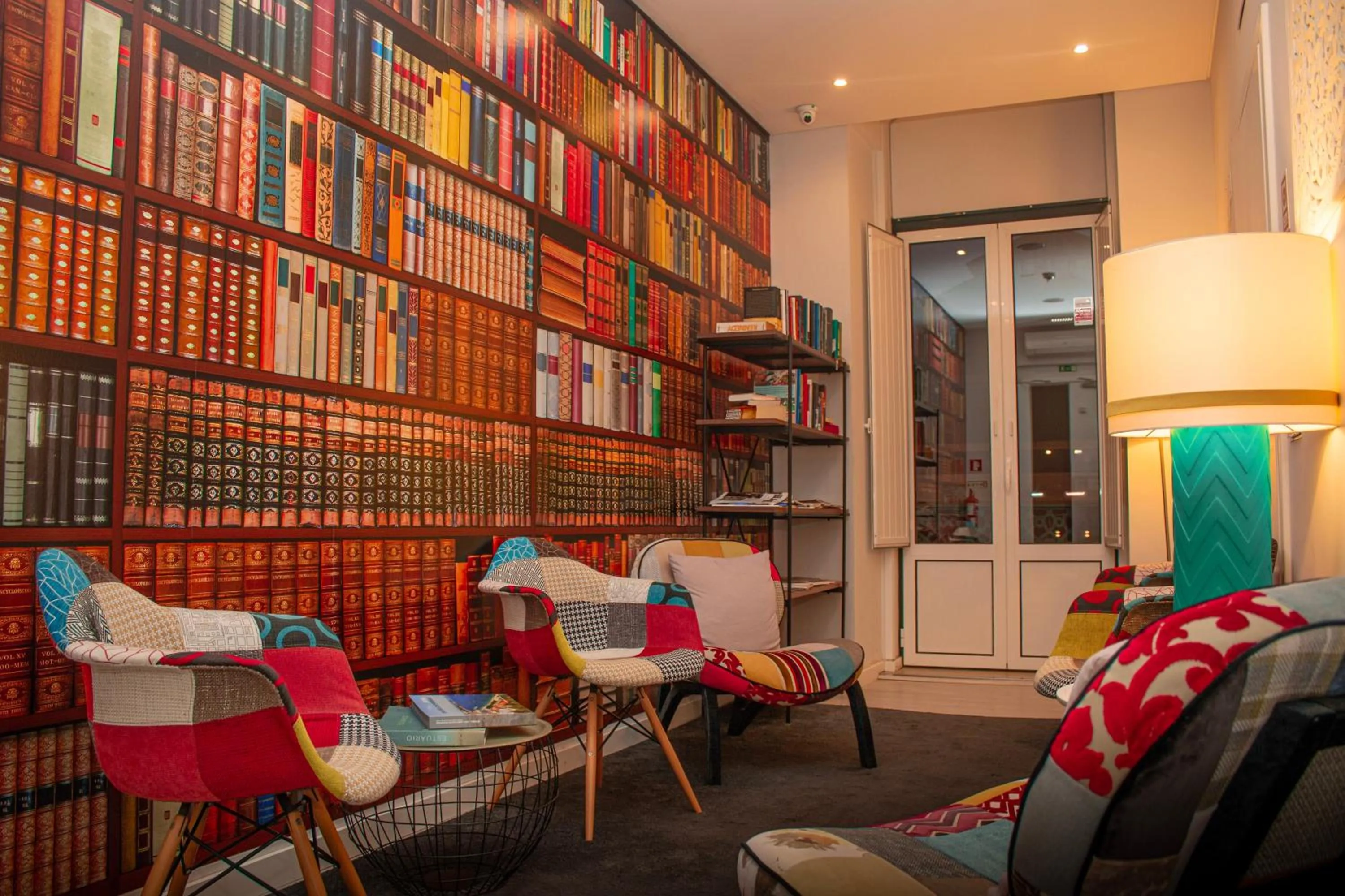Library in Rio Art Hotel