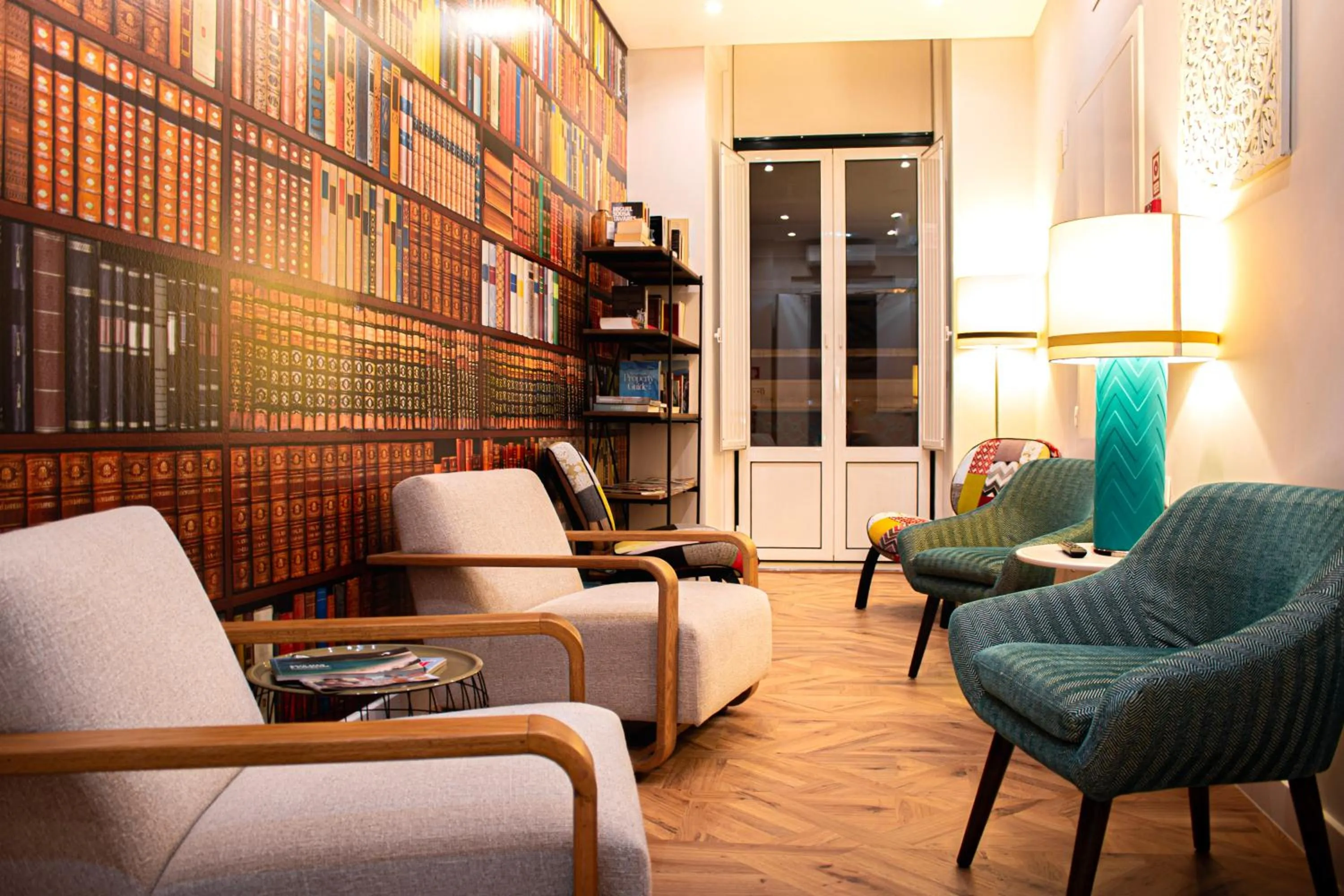 Library in Rio Art Hotel