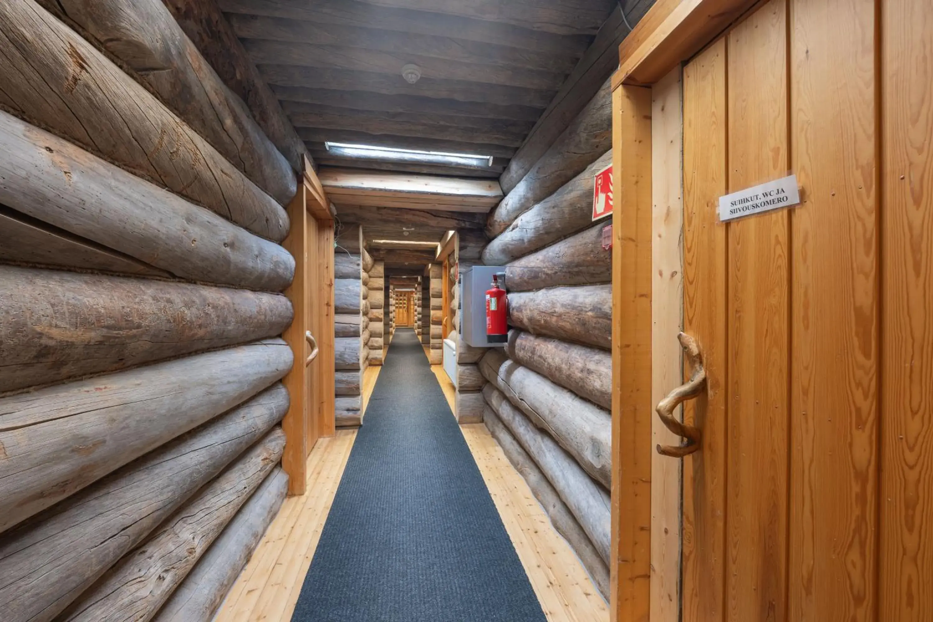 Twin Room with Shared Bathroom in Kuukkeli Log Houses Aurora Resort Twin Room with Shared Bathroom in Kuukkeli Log Houses Aurora Resort