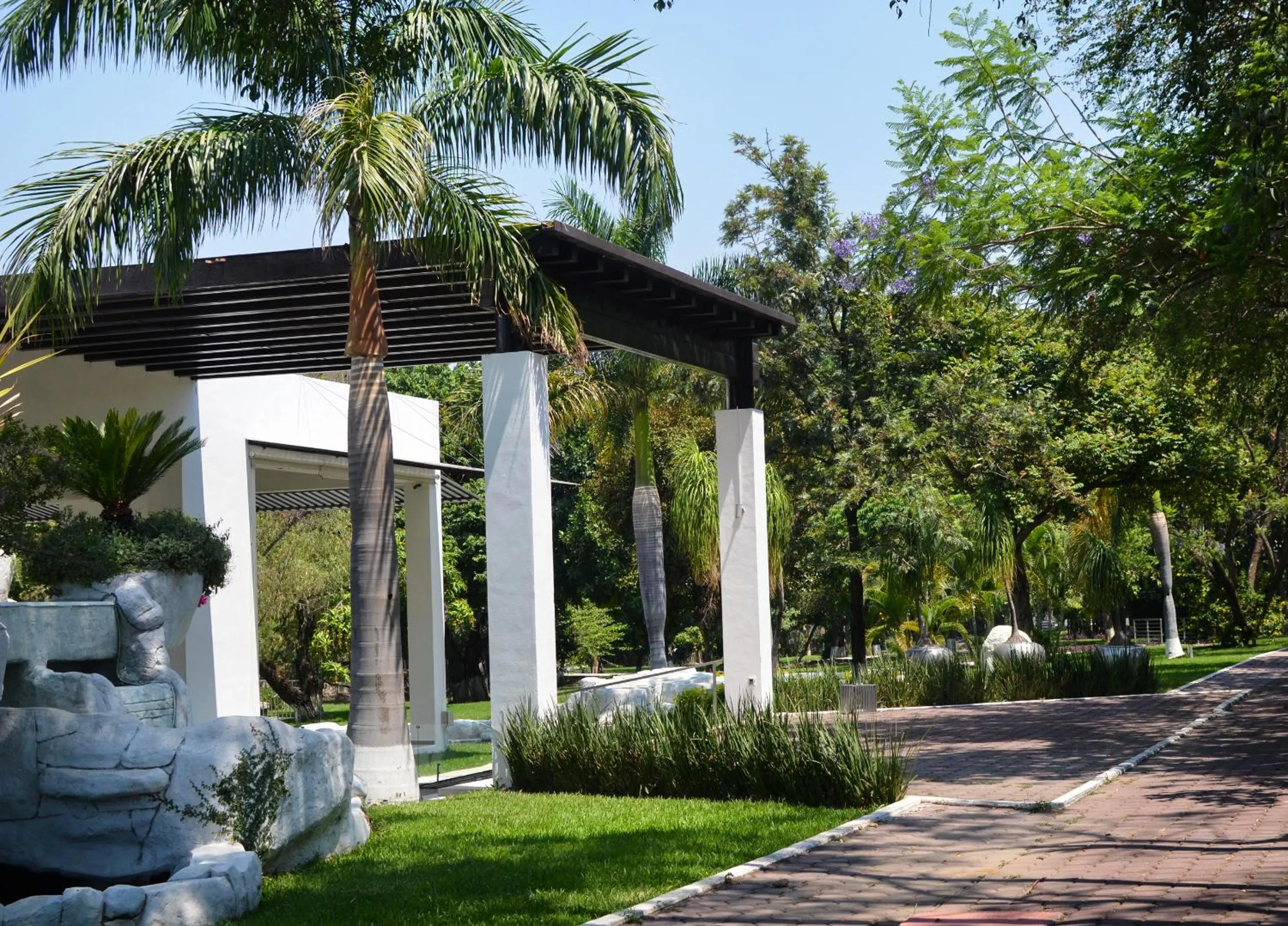 Rancho Macloy Hotel Spa & Social Events