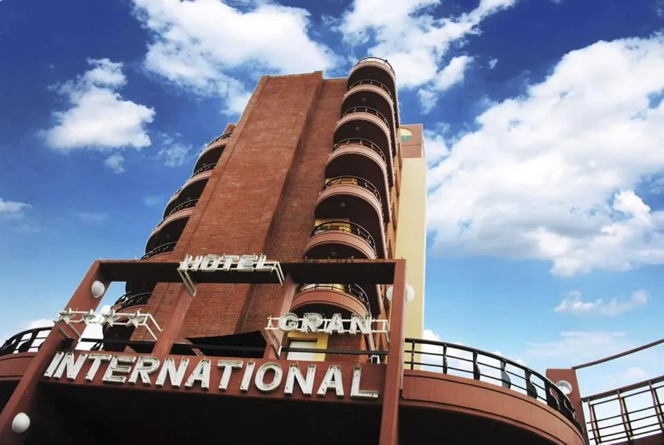 Facade/entrance in Hotel Gran International