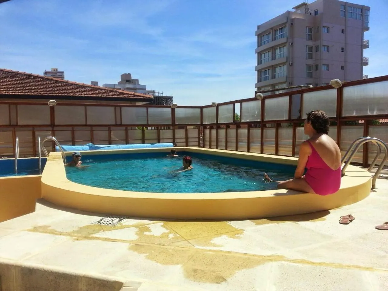 Swimming pool in Hotel Gran International