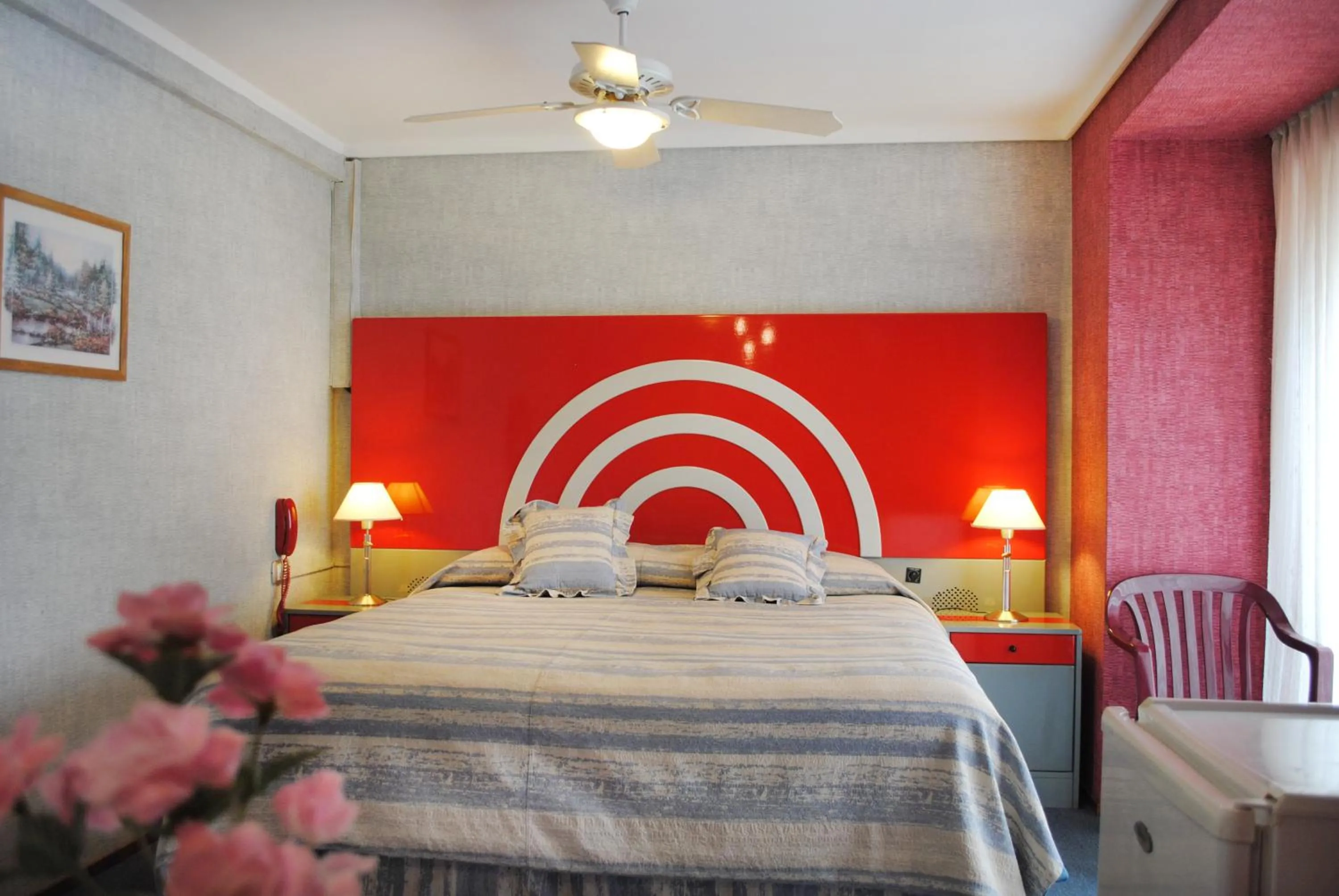 Bed in Hotel Gran International