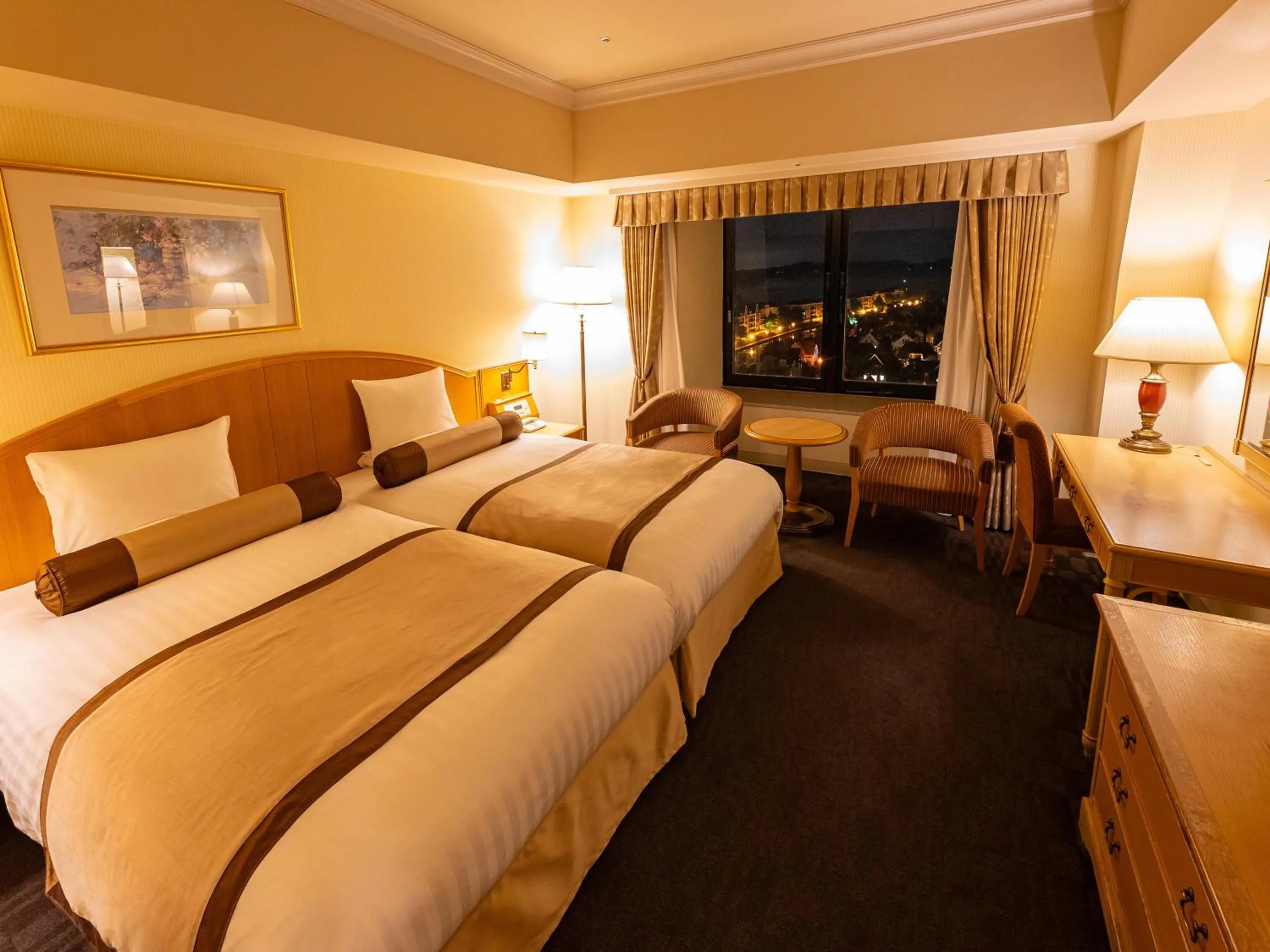 Photo of the whole room, Bed in Hotel Okura JR Huis Ten Bosch