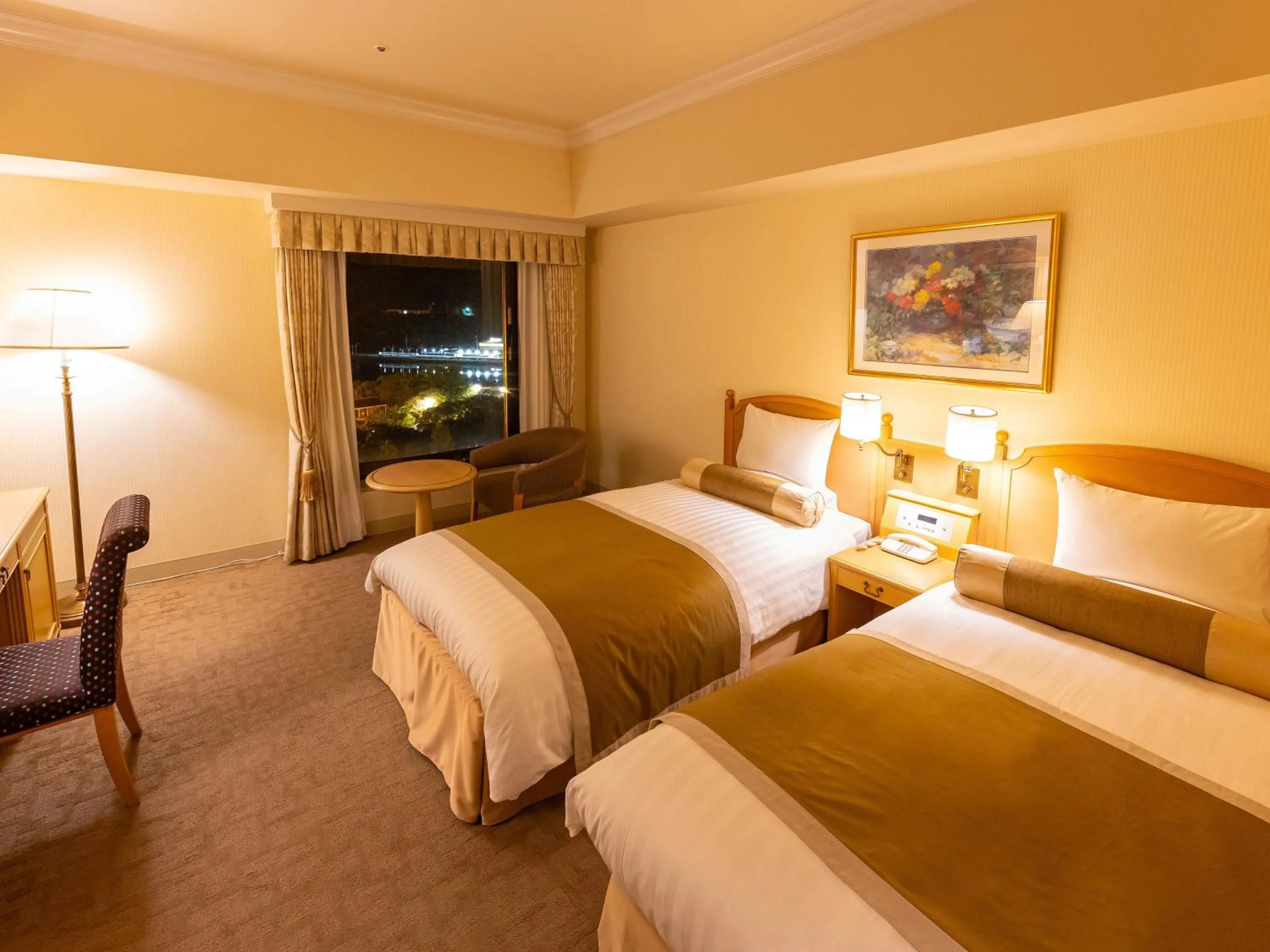 Photo of the whole room, Bed in Hotel Okura JR Huis Ten Bosch