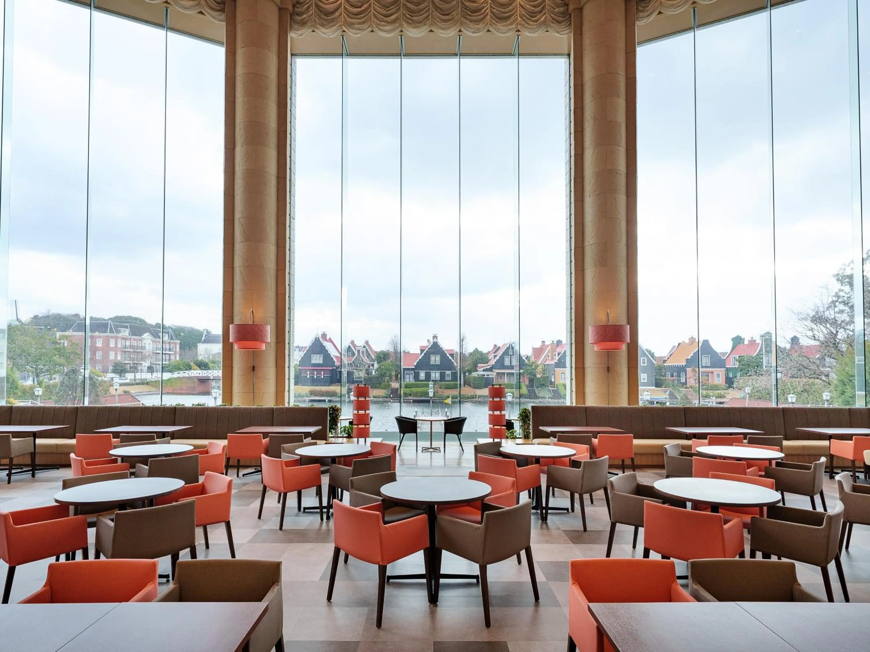 Restaurant/places to eat in Hotel Okura JR Huis Ten Bosch