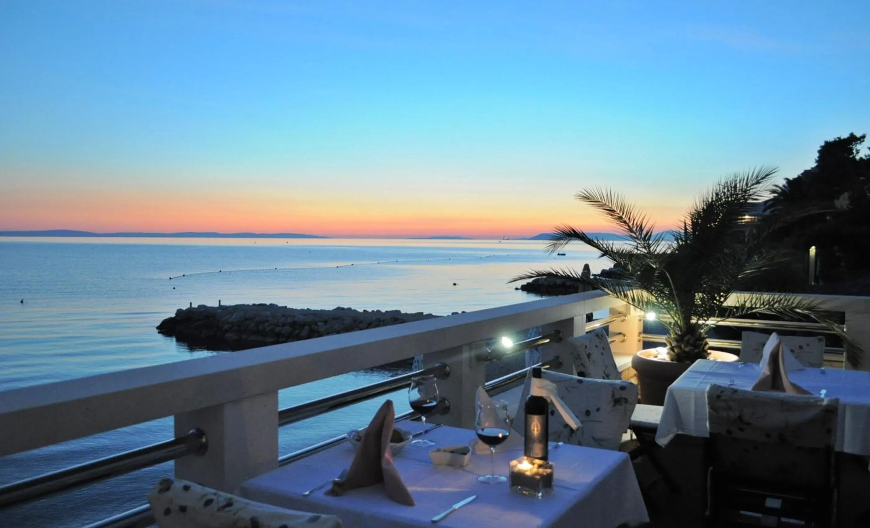 Restaurant/places to eat in Hotel Sunce