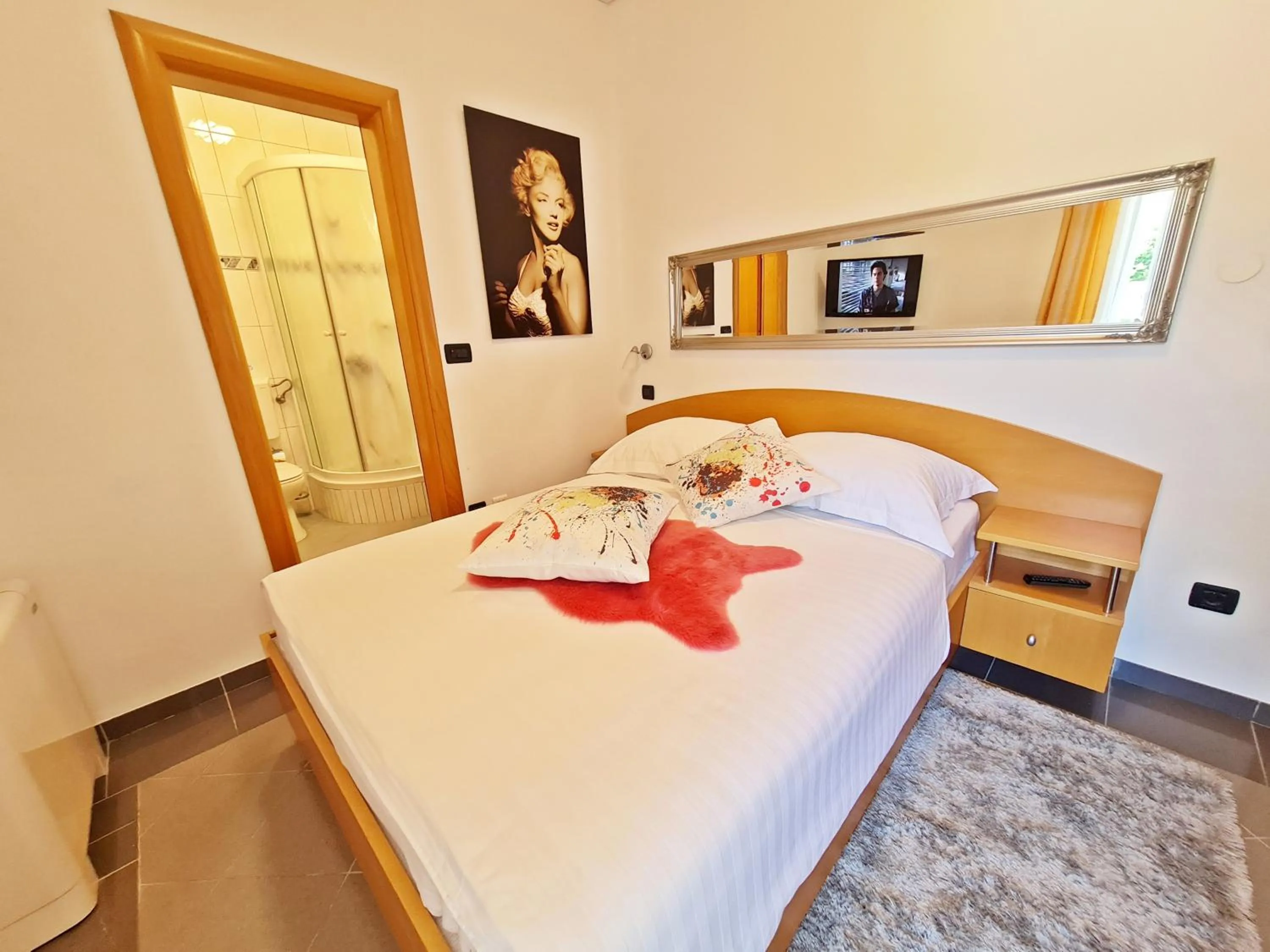 Bedroom, Bed in Hotel Sunce