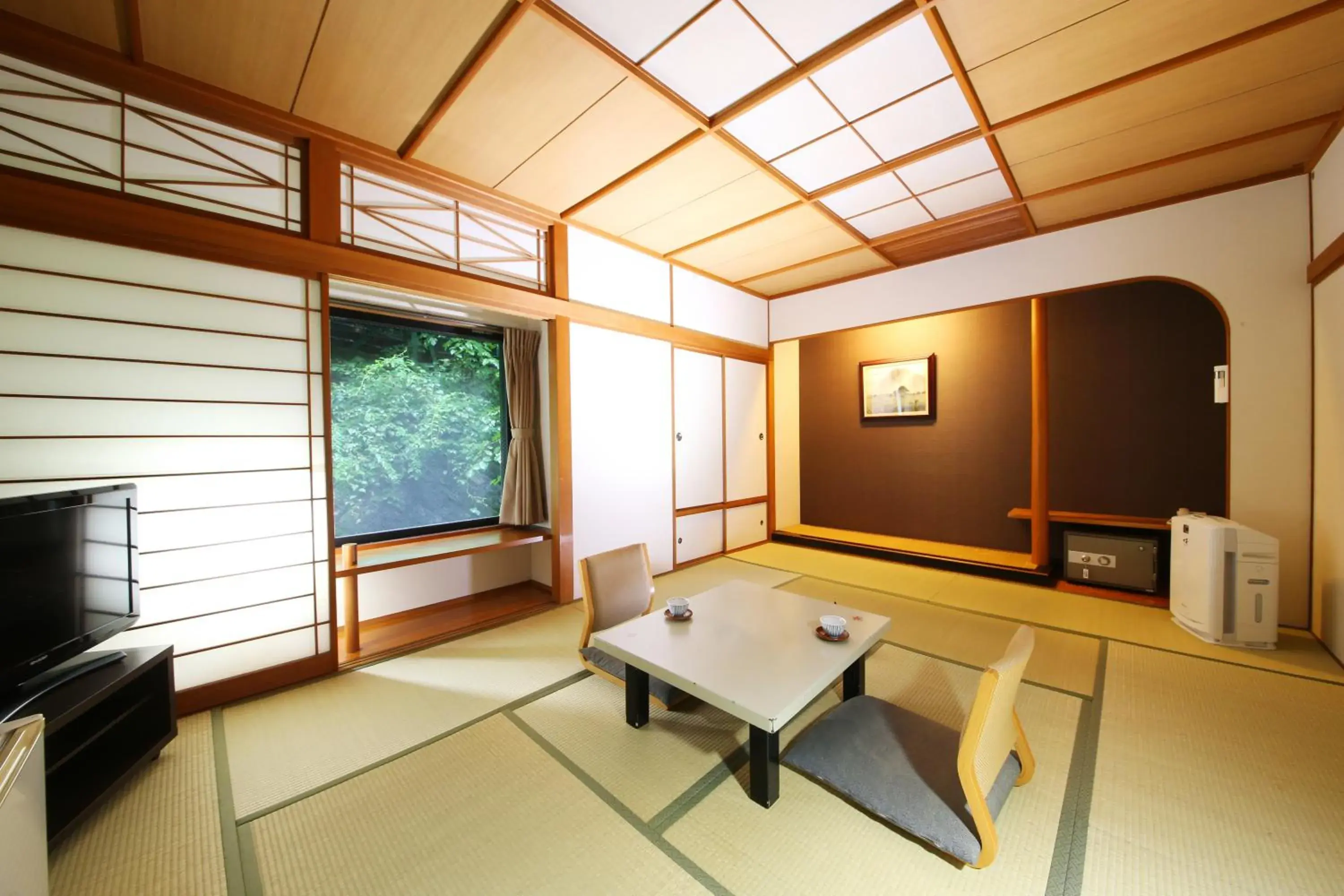 Standard Japanese-Style-Room 30 sqm - Non-Smoking - Shared Bathroom in Ooedo Onsen Monogatari Premium Ikaho Standard Japanese-Style-Room 30 sqm - Non-Smoking - Shared Bathroom in Ooedo Onsen Monogatari Premium Ikaho