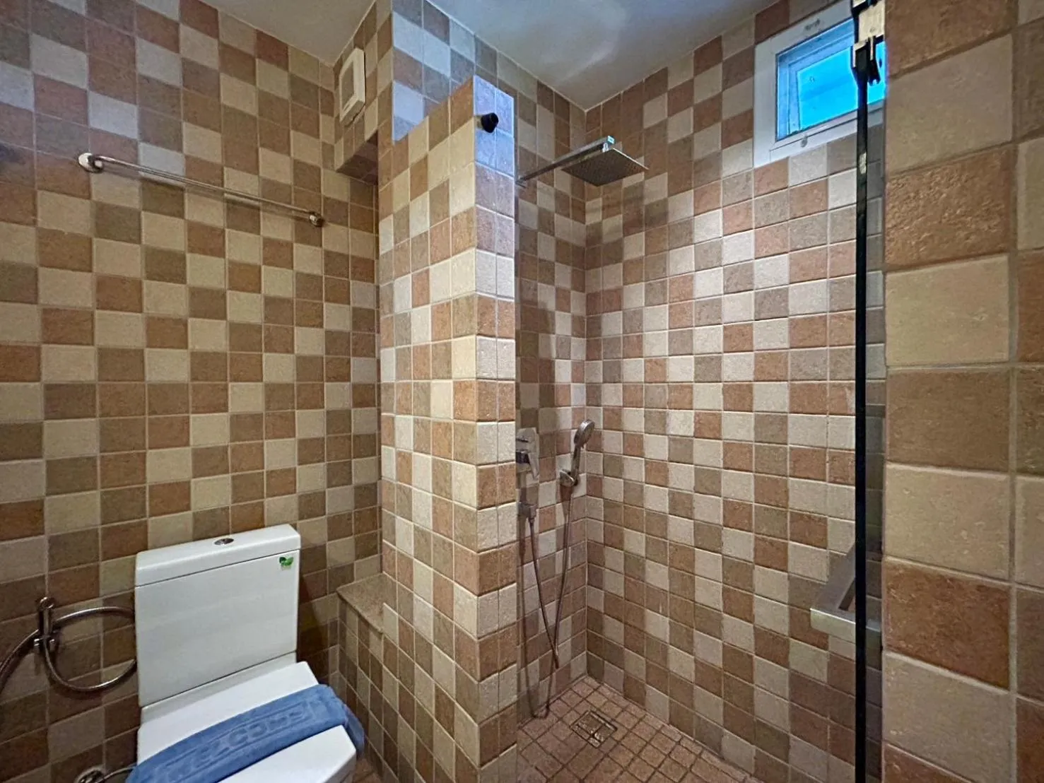 GrandBlue Resort & Beachclub