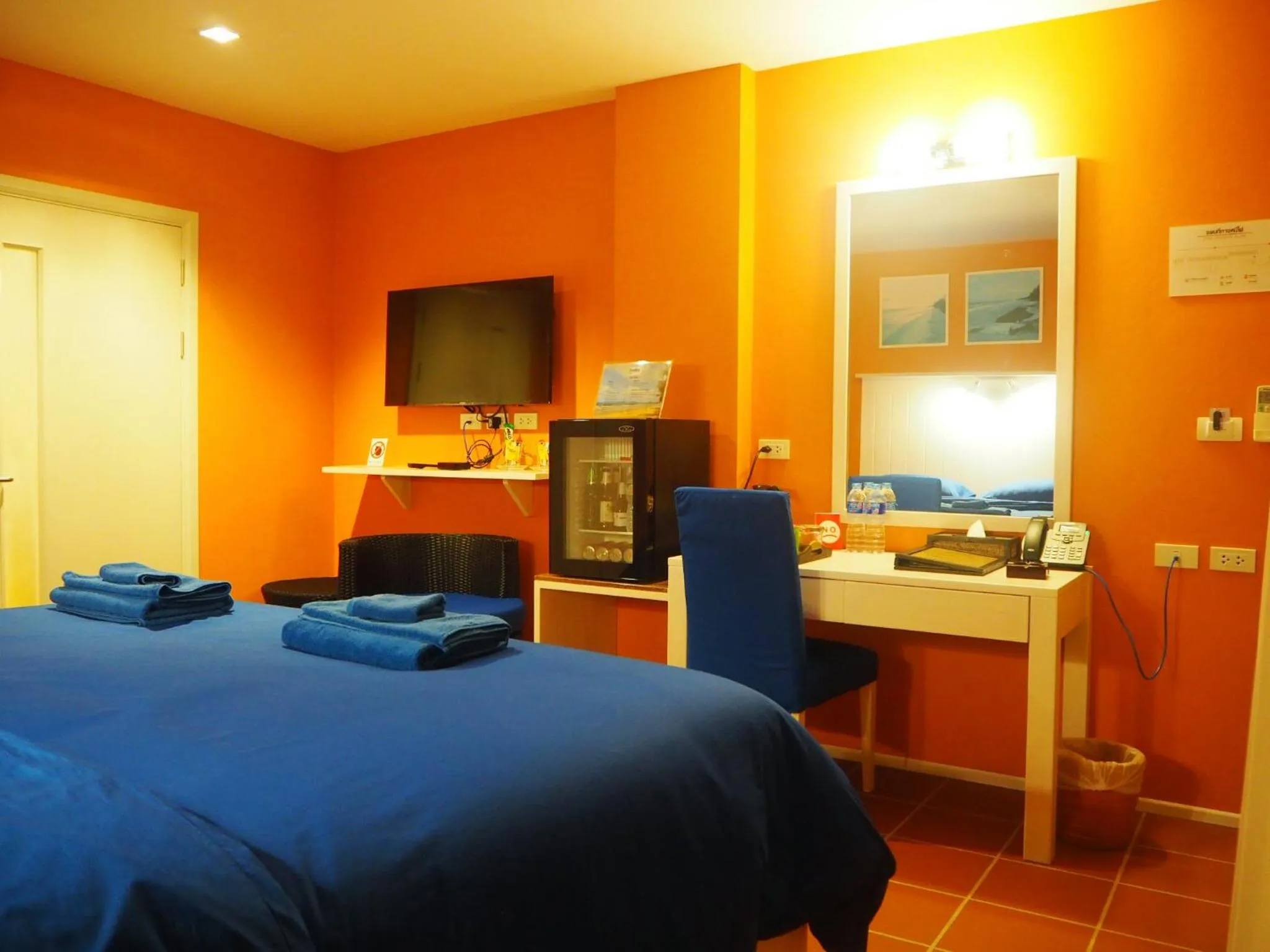 Bed in GrandBlue Resort & Beachclub