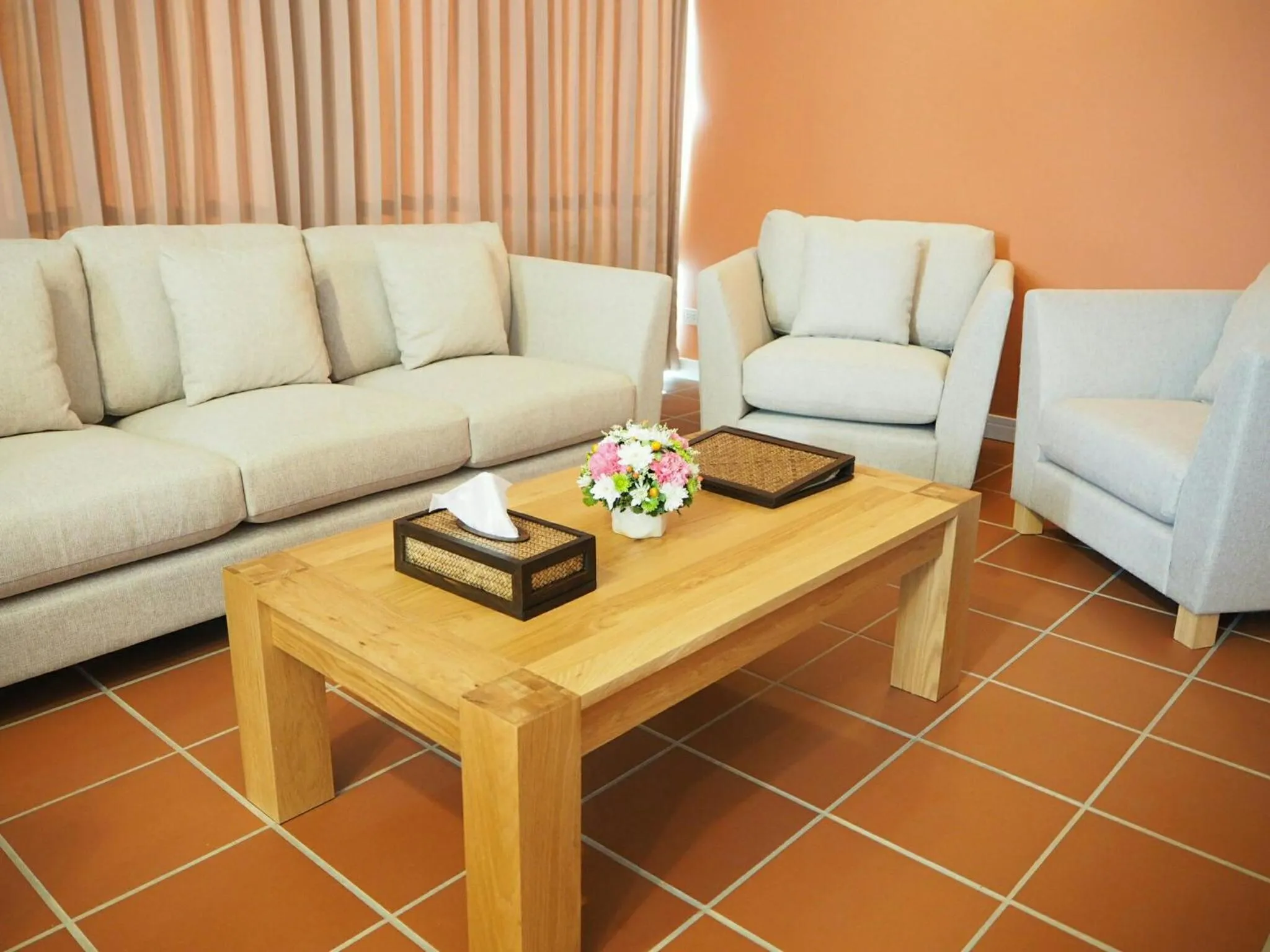 Living room in GrandBlue Resort & Beachclub