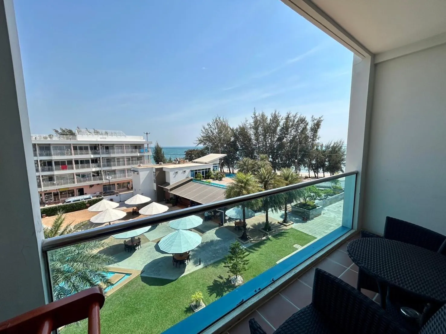 Balcony/Terrace in GrandBlue Resort & Beachclub