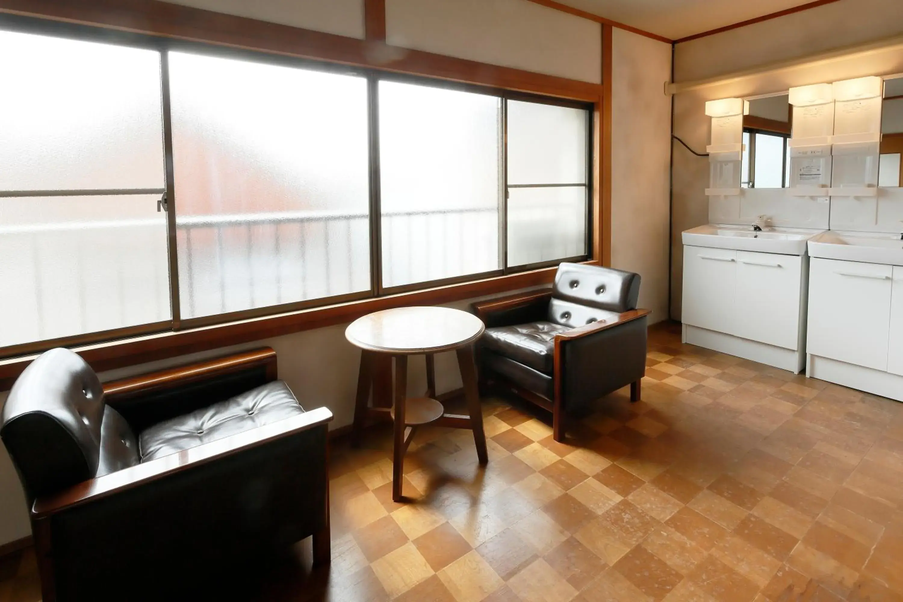 Japanese-Style Triple Room with Shared Bathroom in Nara Guesthouse Kamunabi Japanese-Style Triple Room with Shared Bathroom in Nara Guesthouse Kamunabi