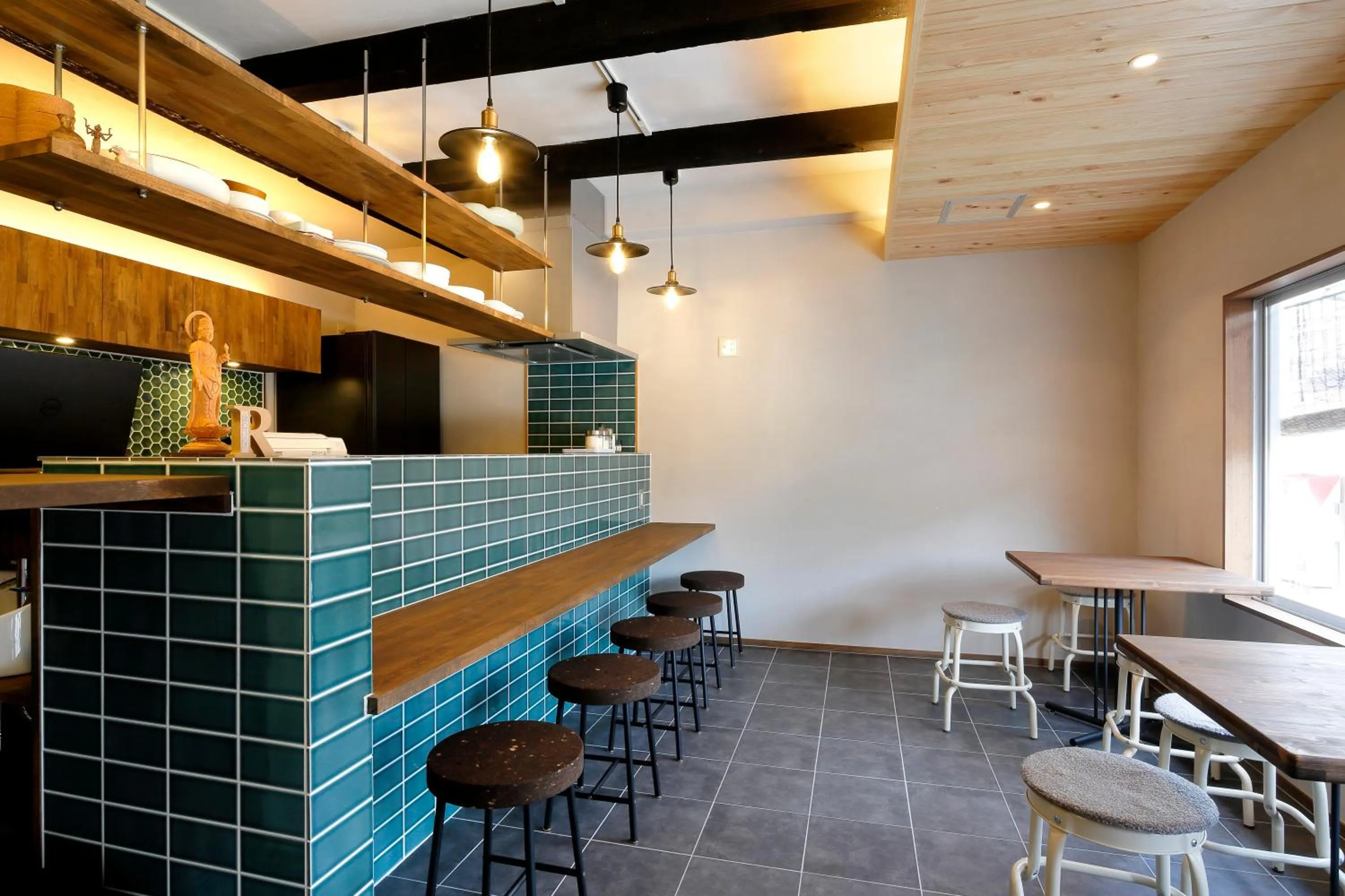 Lounge or bar in Nara Guesthouse Kamunabi