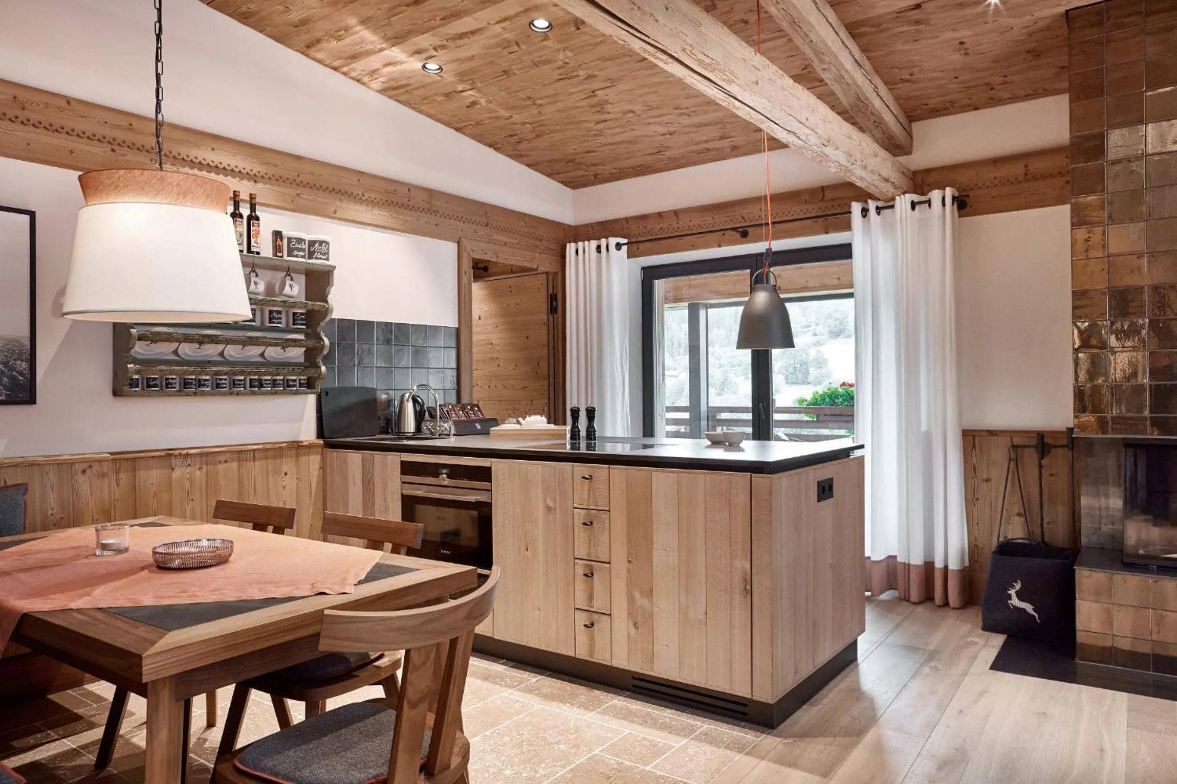 Kitchen or kitchenette in Kitzbühel Lodge