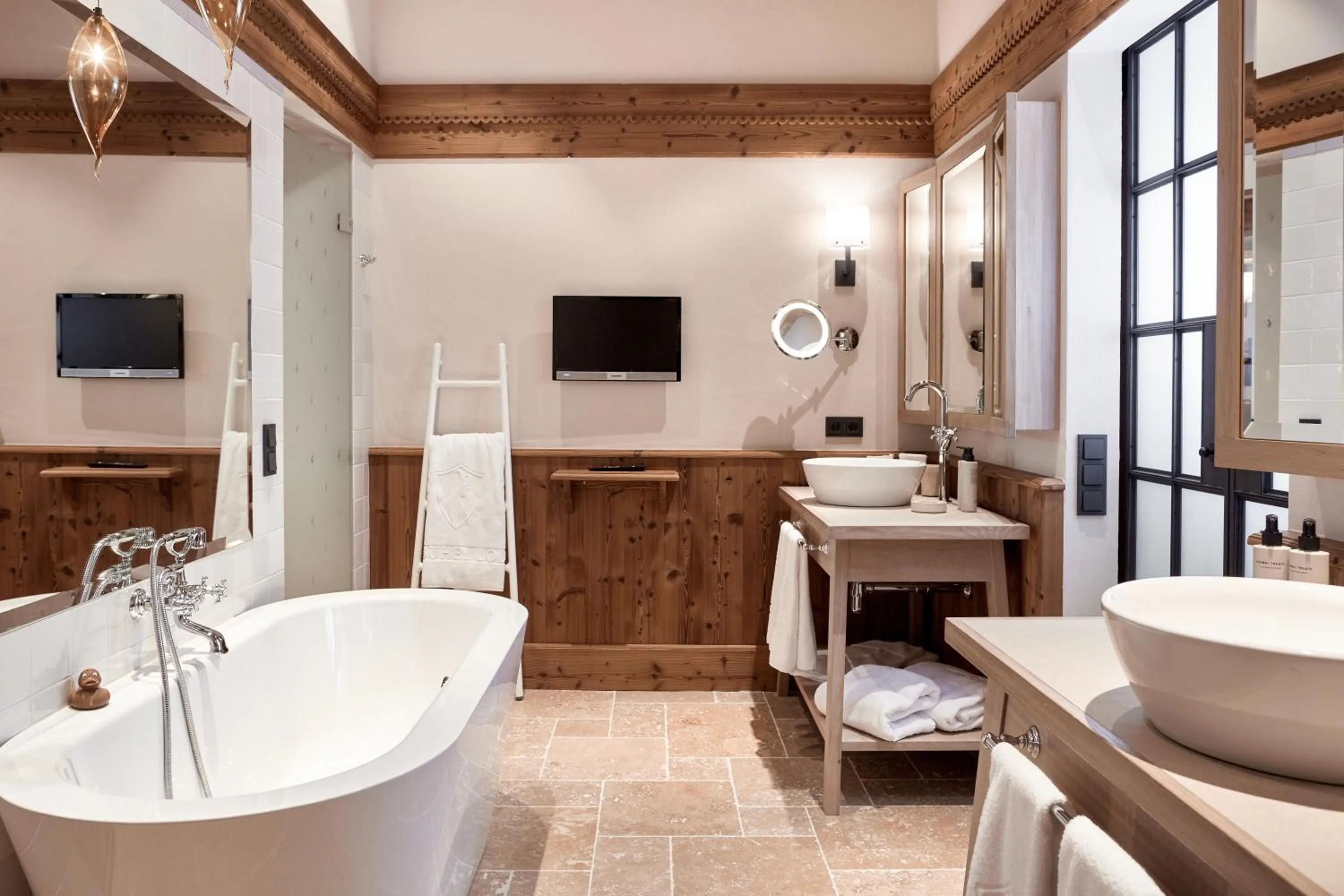 Bathroom in Kitzbühel Lodge