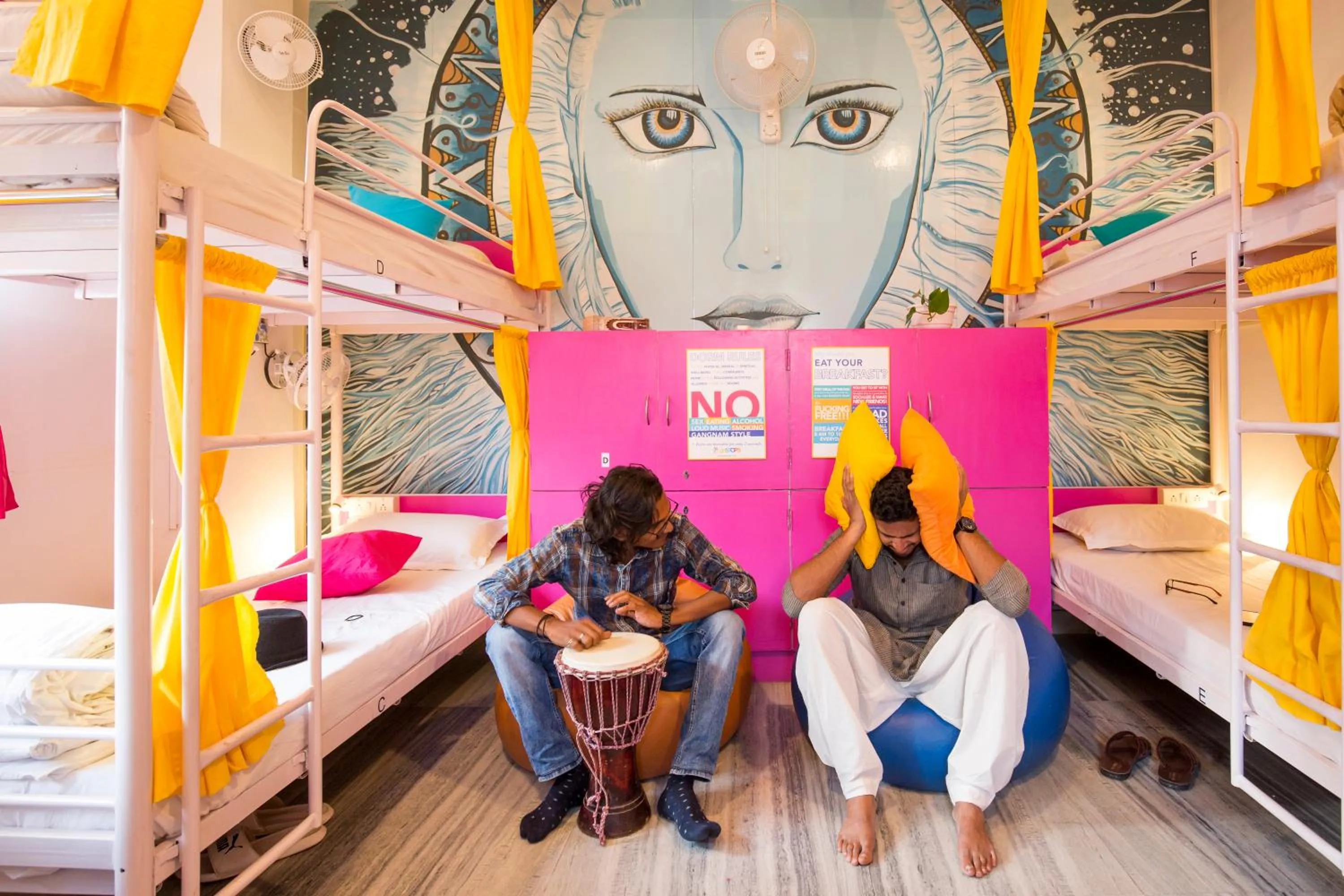 bunk bed, Bed in goSTOPS Udaipur