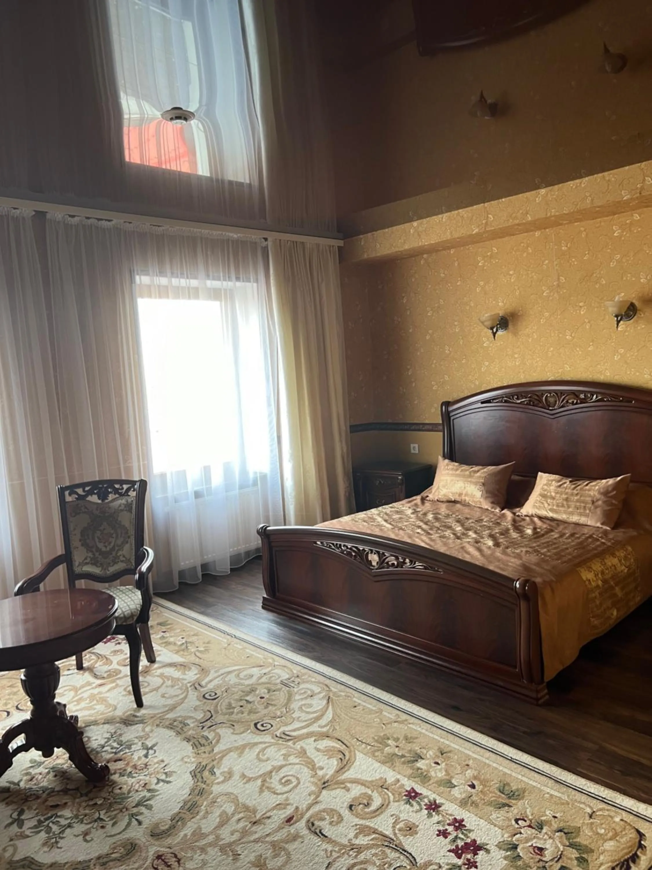 Bed in Maximus hotel
