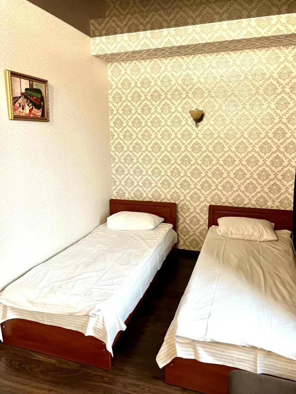 Bedroom, Bed in Maximus hotel