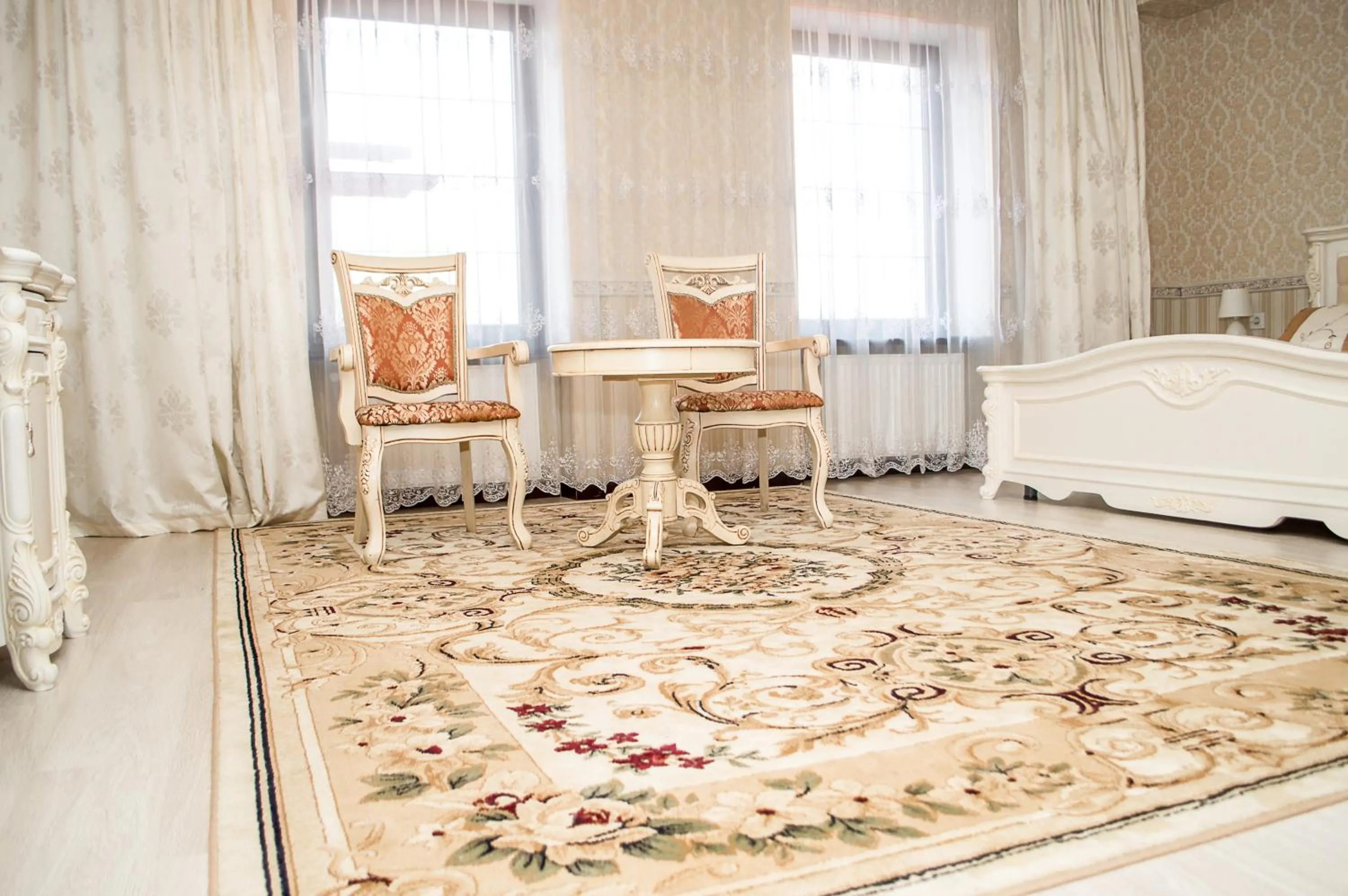 Seating area in Maximus hotel