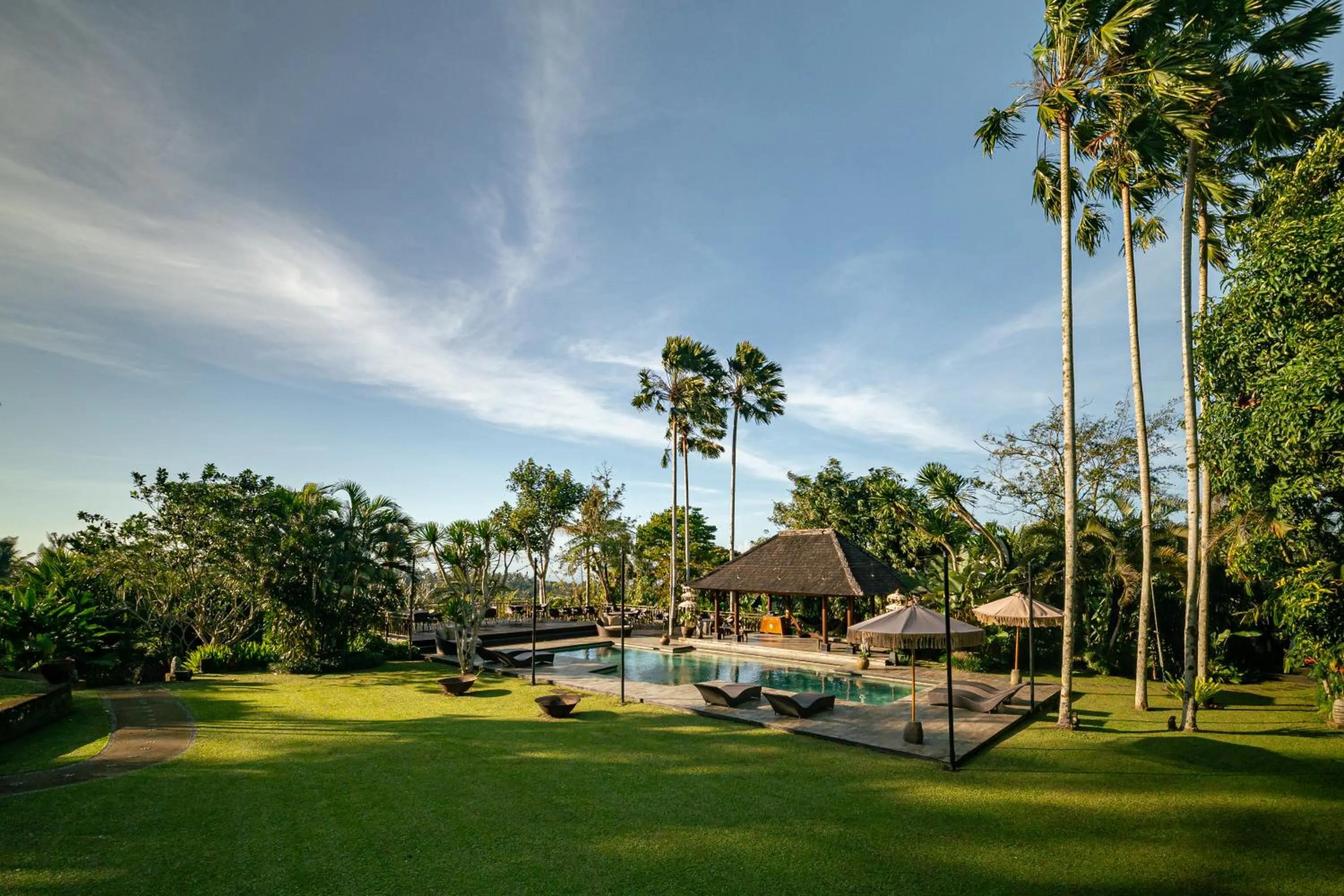 Swimming pool in Alassari Plantation