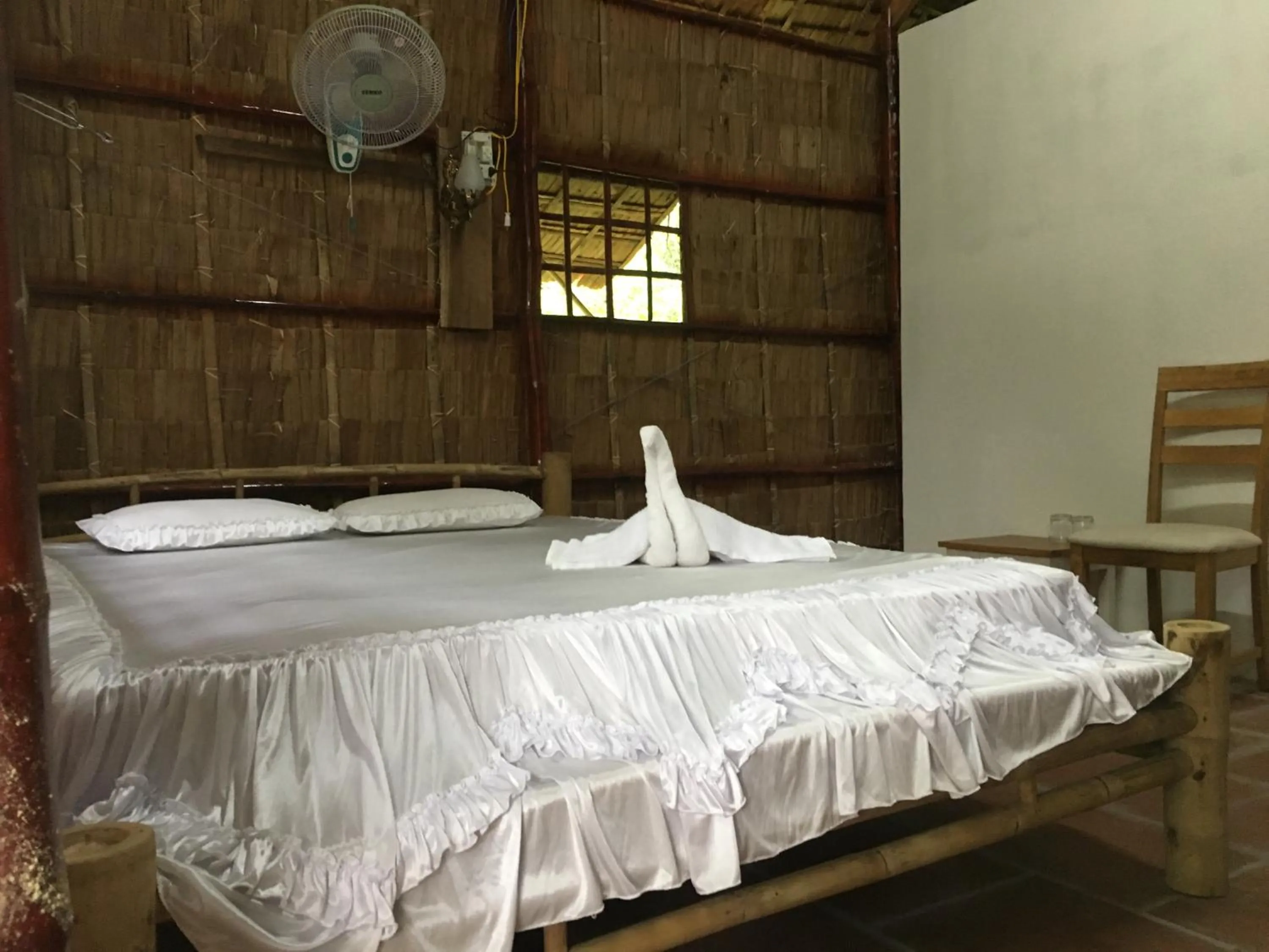 Bed in Chau Doc Homestay